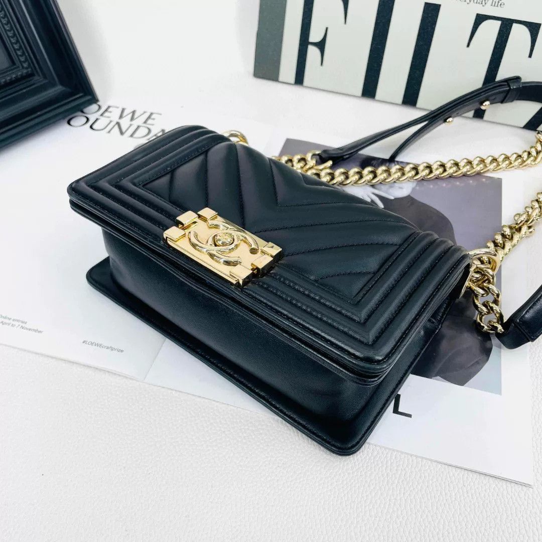 Chanel Pre-loved Bag Very good condition Size ONE SIZE - 4 Thumbnail