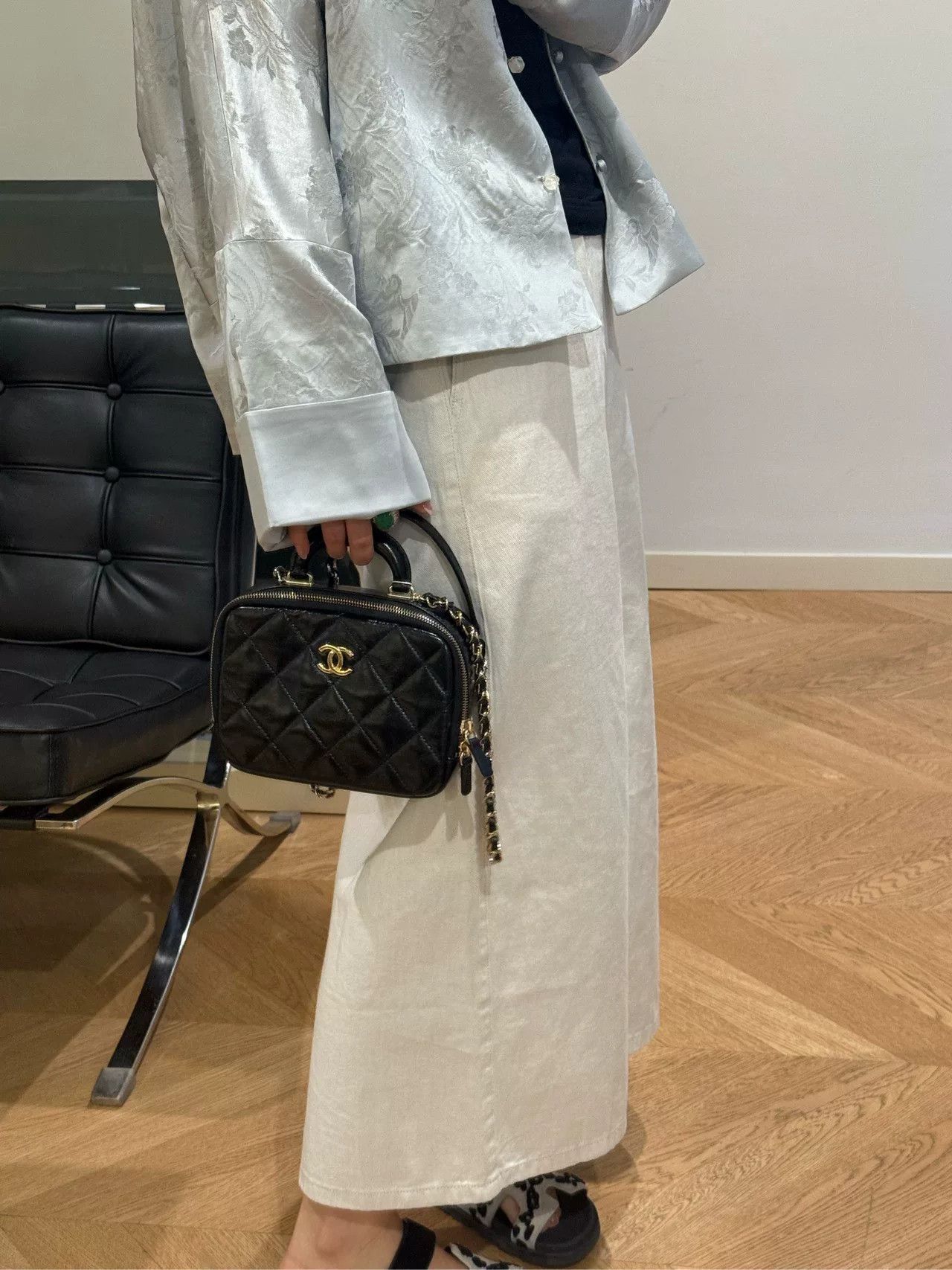Chanel Pre-loved Bag Very good condition Size ONE SIZE - 8 Thumbnail