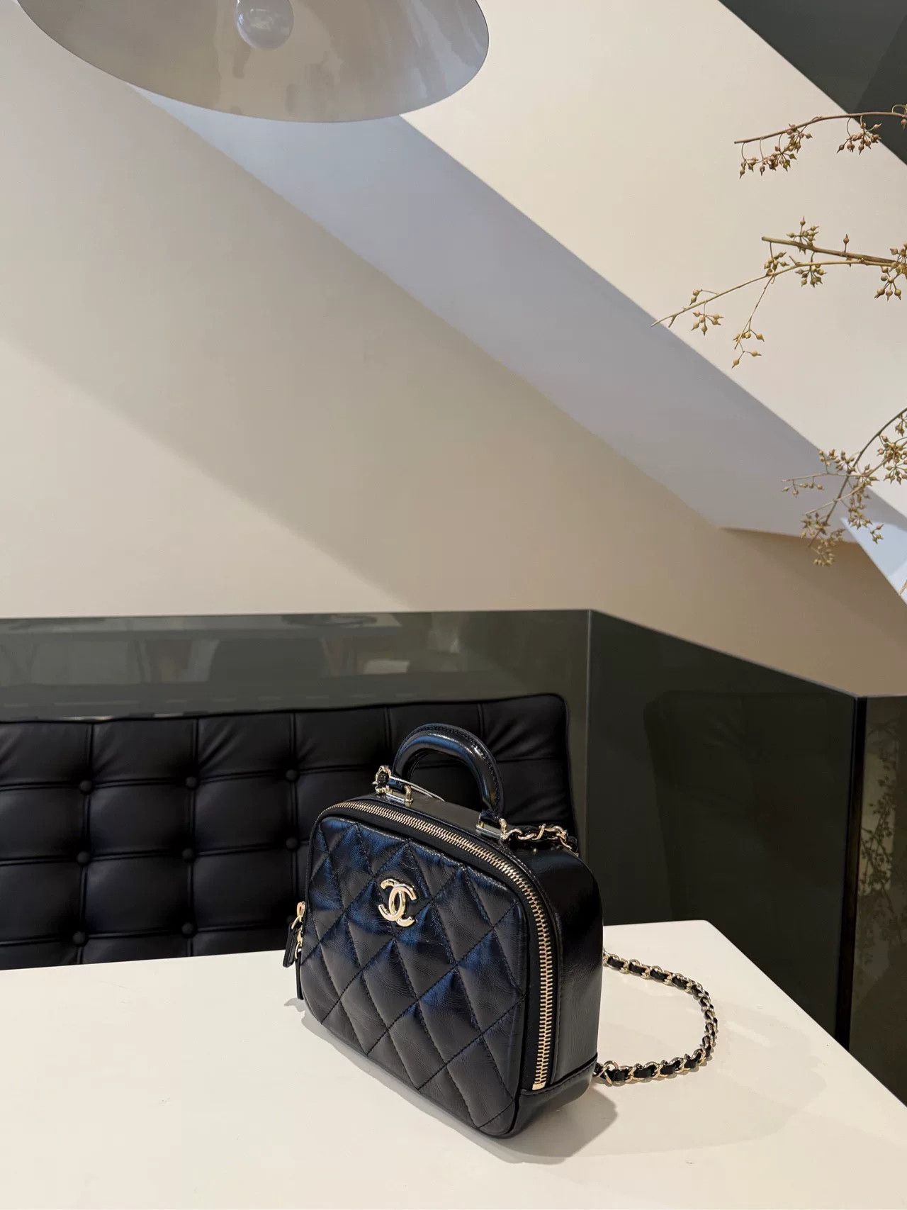 Chanel Pre-loved Bag Very good condition Size ONE SIZE - 3 Thumbnail