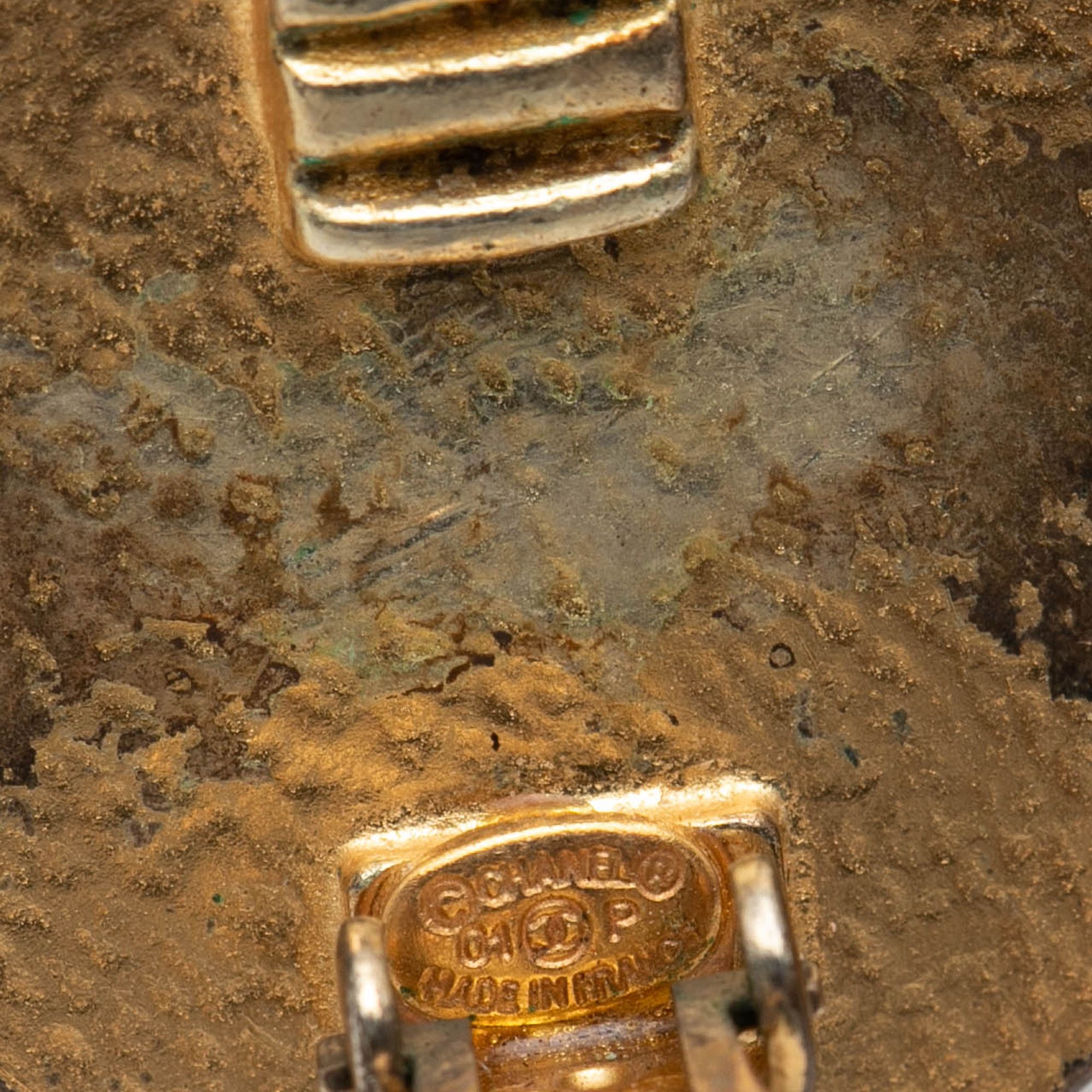 Chanel Chanel CC Gold Plated and Enamel Round Button Clip On Earrings Size ONE SIZE - 3 Thumbnail