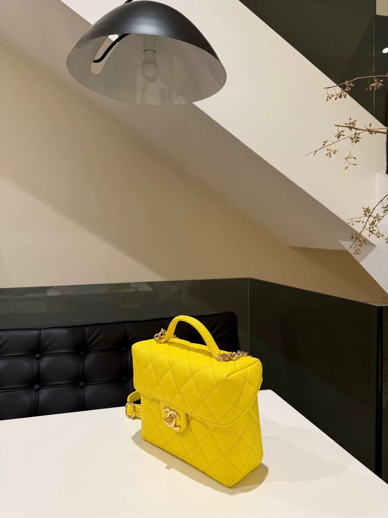 Chanel Pre-loved Bag Very good condition Size ONE SIZE - 3 Thumbnail