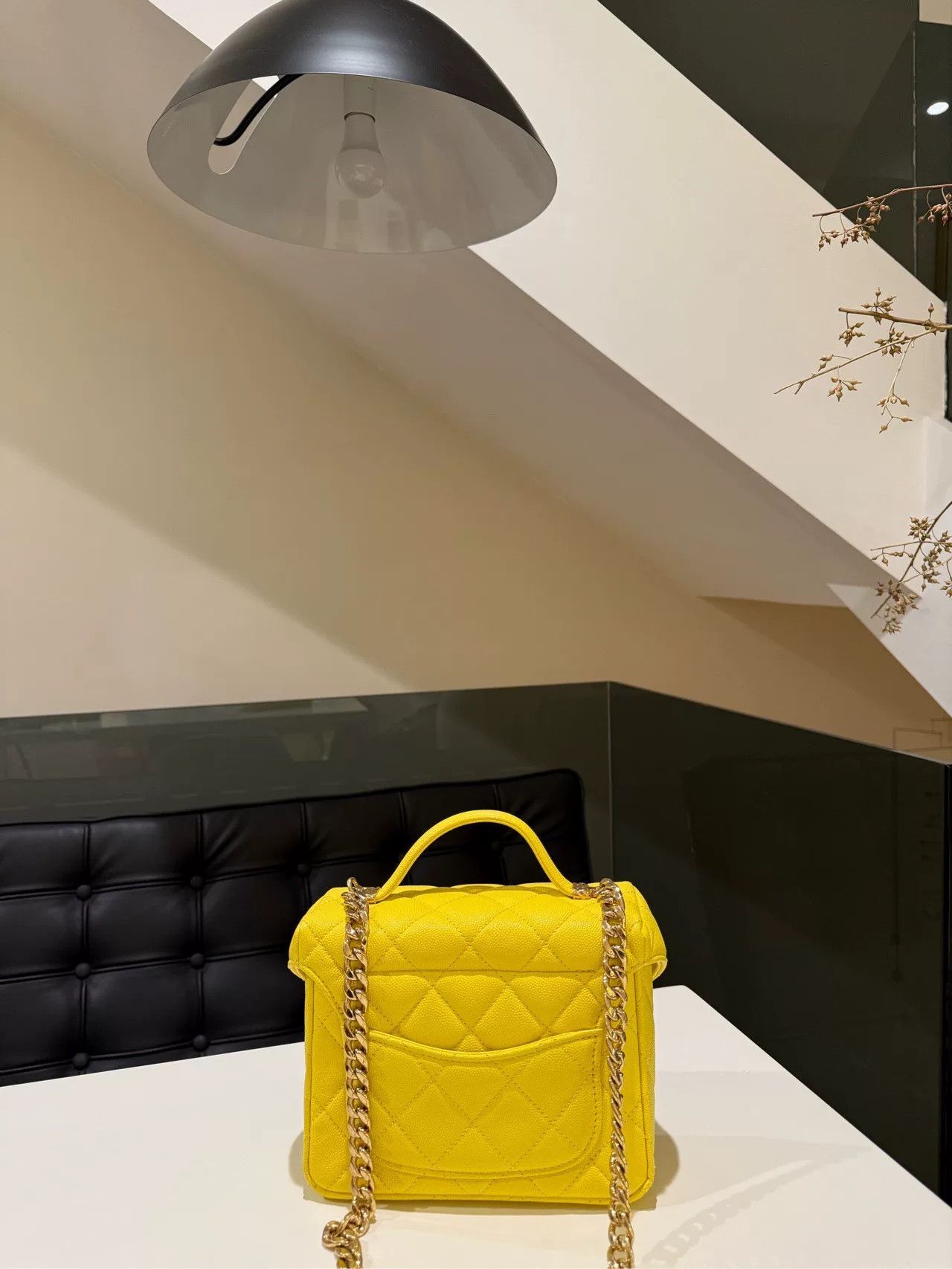 Chanel Pre-loved Bag Very good condition Size ONE SIZE - 4 Thumbnail