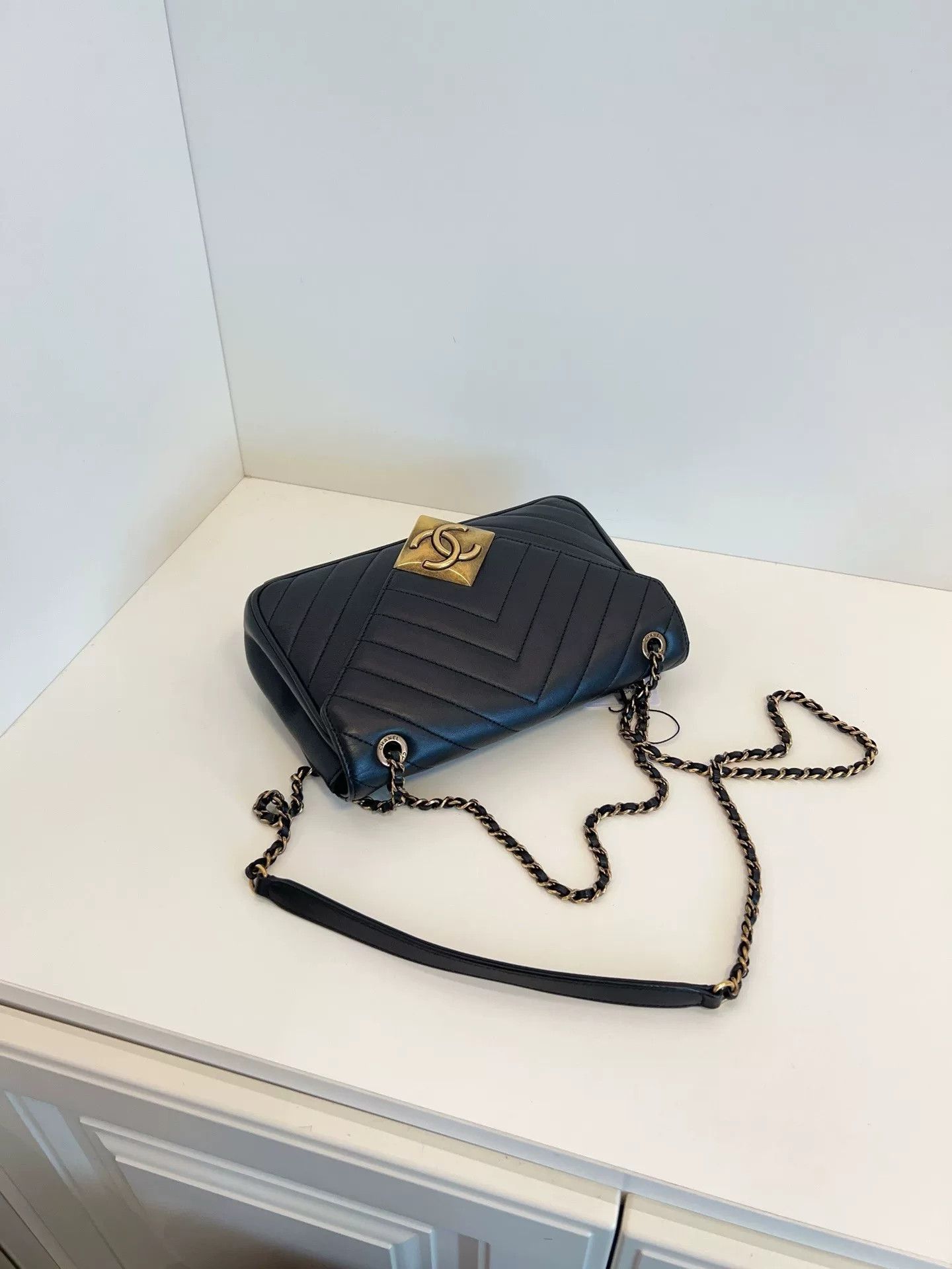 Chanel Pre-loved Bag Very good condition Size ONE SIZE - 5 Thumbnail