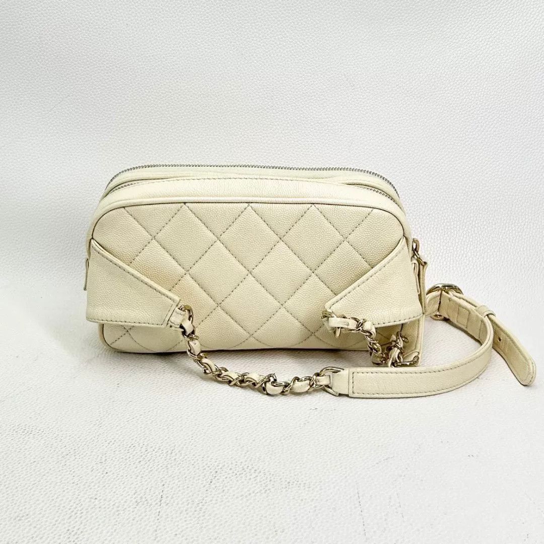 Chanel Pre-loved Bag Very good condition Size ONE SIZE - 2 Thumbnail