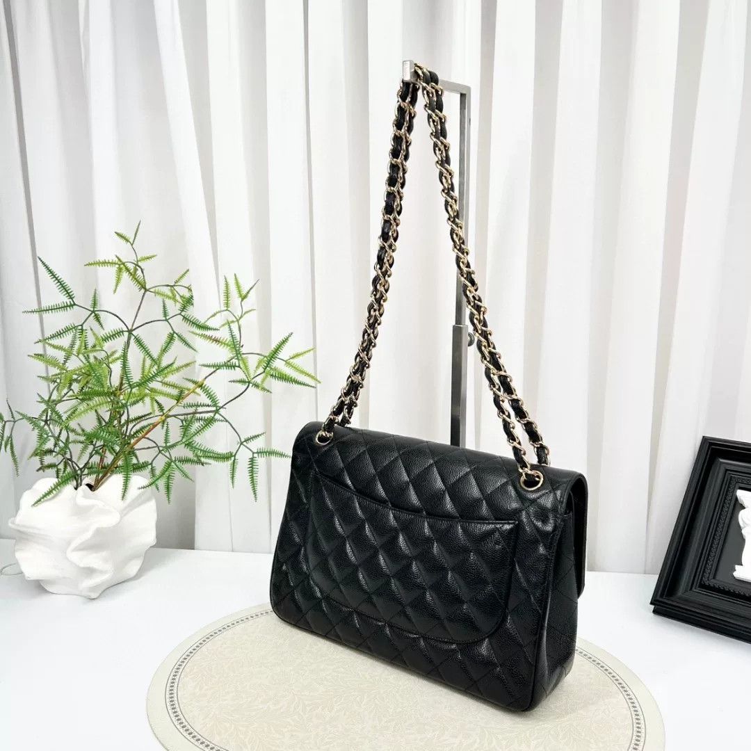 Chanel Pre-loved Bag Very good condition Size ONE SIZE - 3 Thumbnail