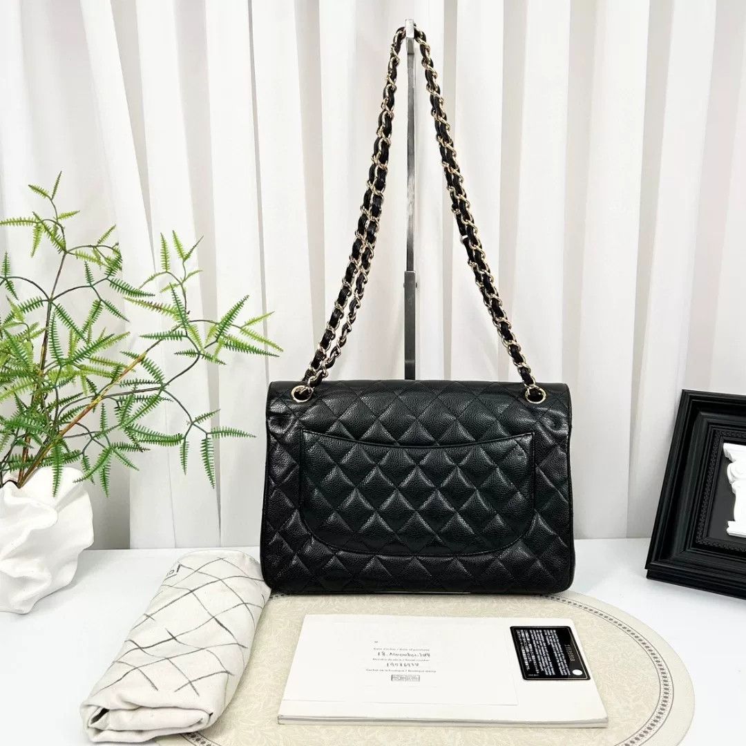 Chanel Pre-loved Bag Very good condition Size ONE SIZE - 2 Thumbnail
