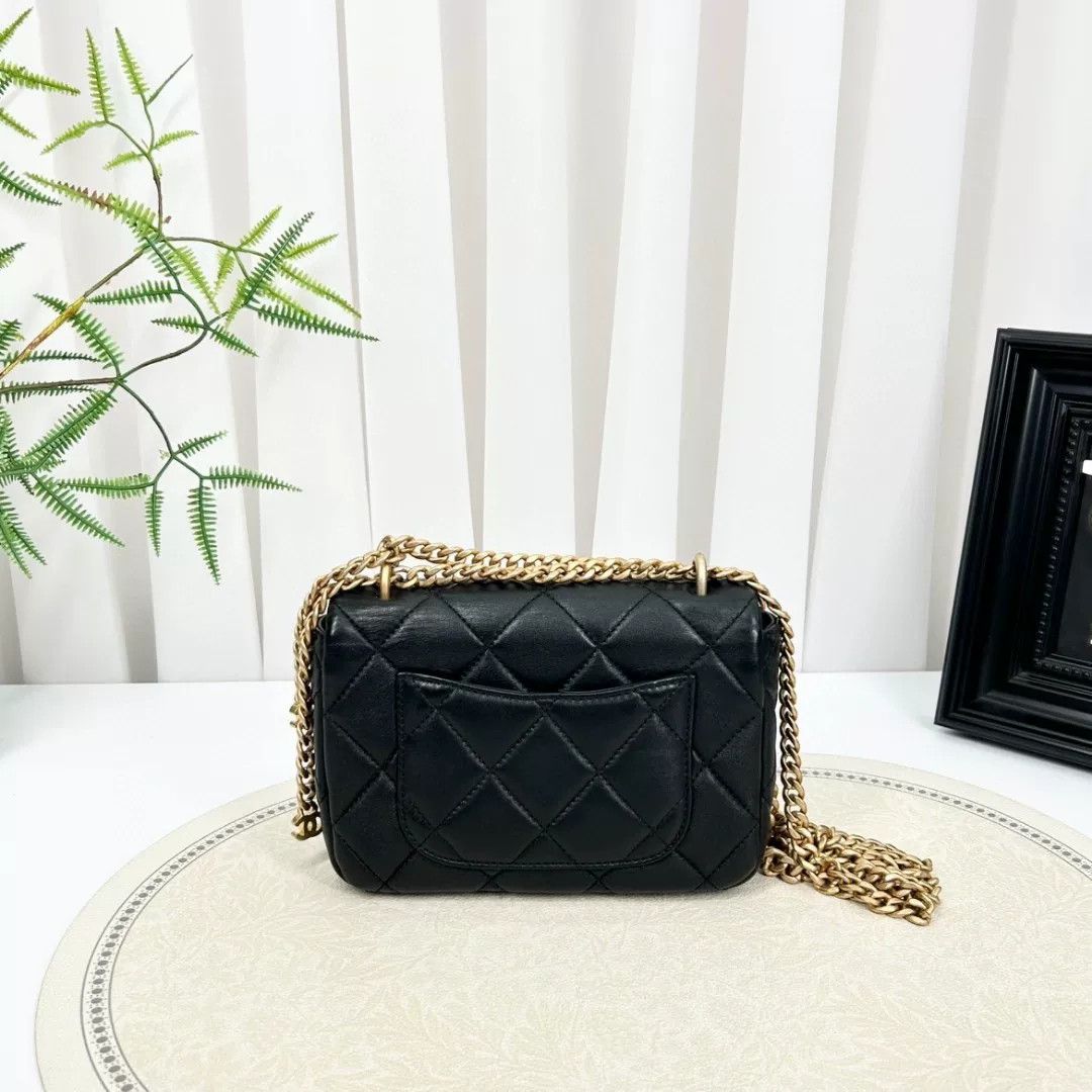 Chanel Pre-loved Bag Very good condition Size ONE SIZE - 2 Thumbnail