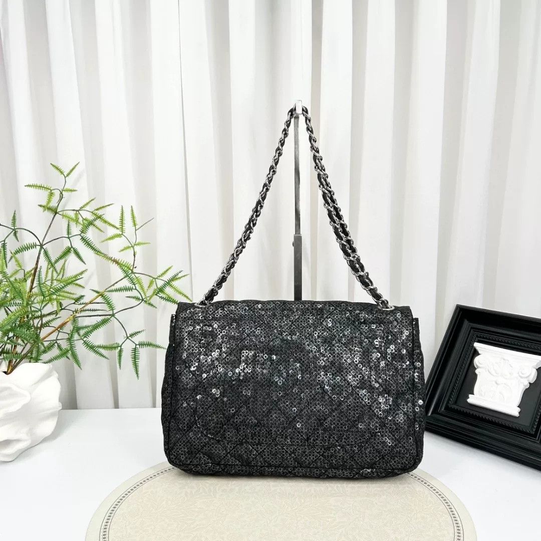 Chanel Pre-loved Bag Very good condition Size ONE SIZE - 2 Thumbnail
