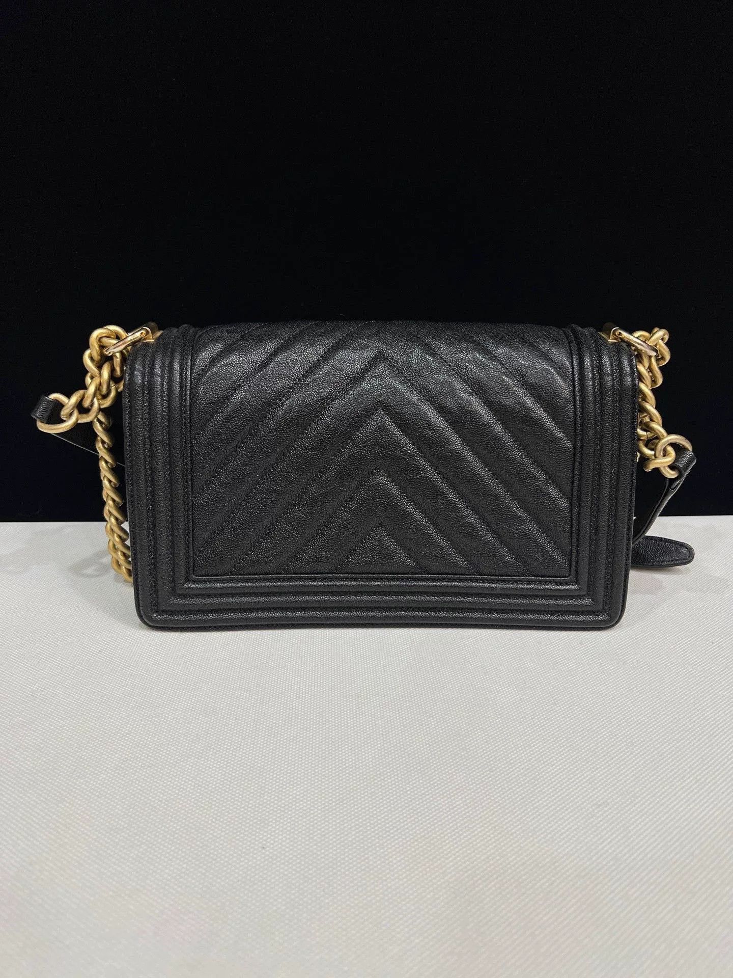 Chanel Pre-loved Bag Very good condition Size ONE SIZE - 2 Thumbnail