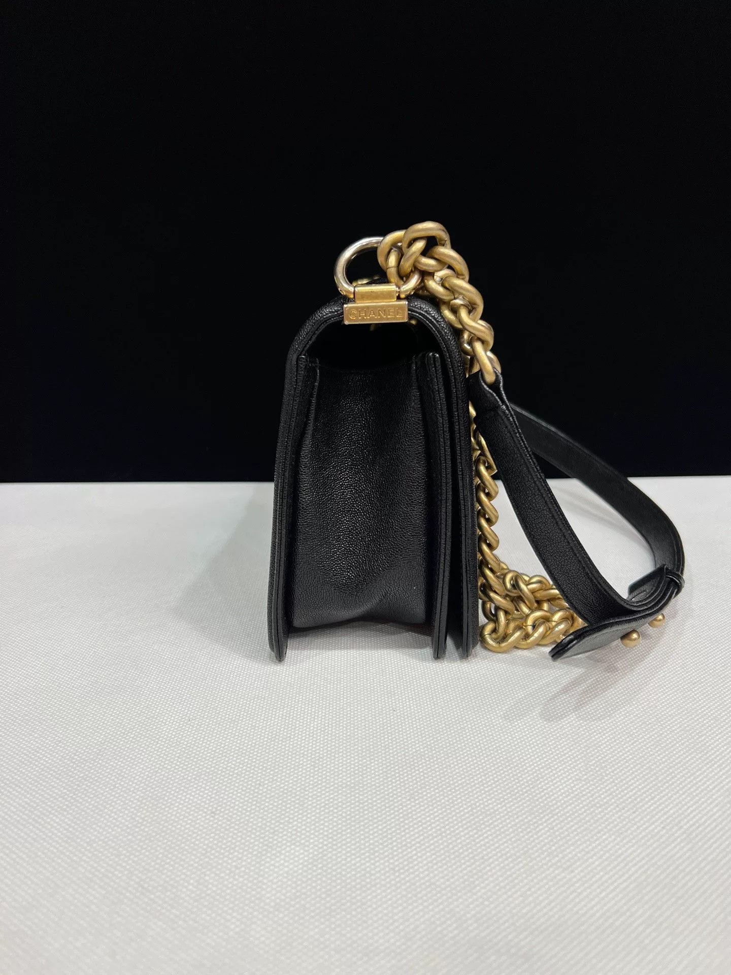 Chanel Pre-loved Bag Very good condition Size ONE SIZE - 3 Thumbnail