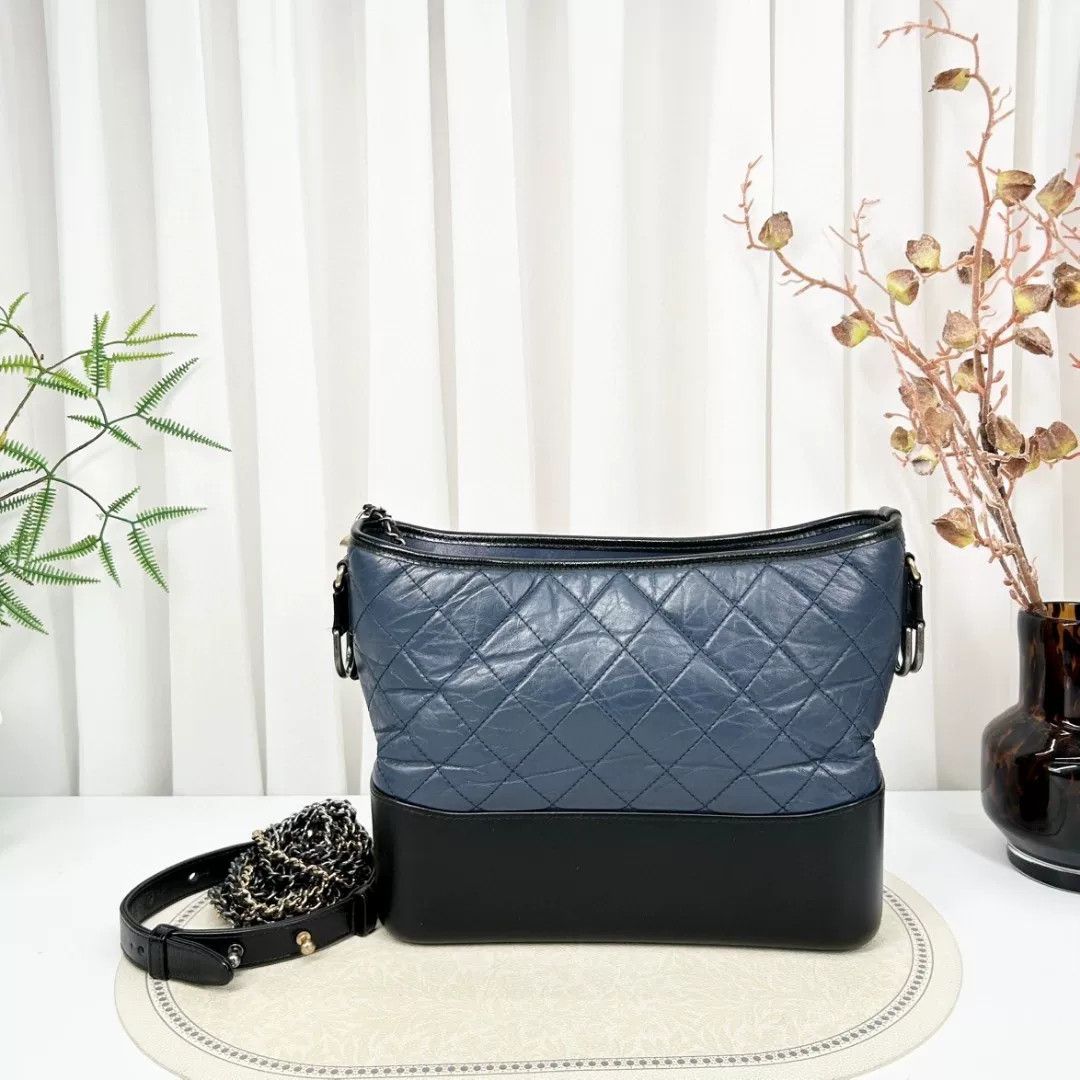 Chanel Pre-loved Bag Very good condition Size ONE SIZE - 2 Thumbnail