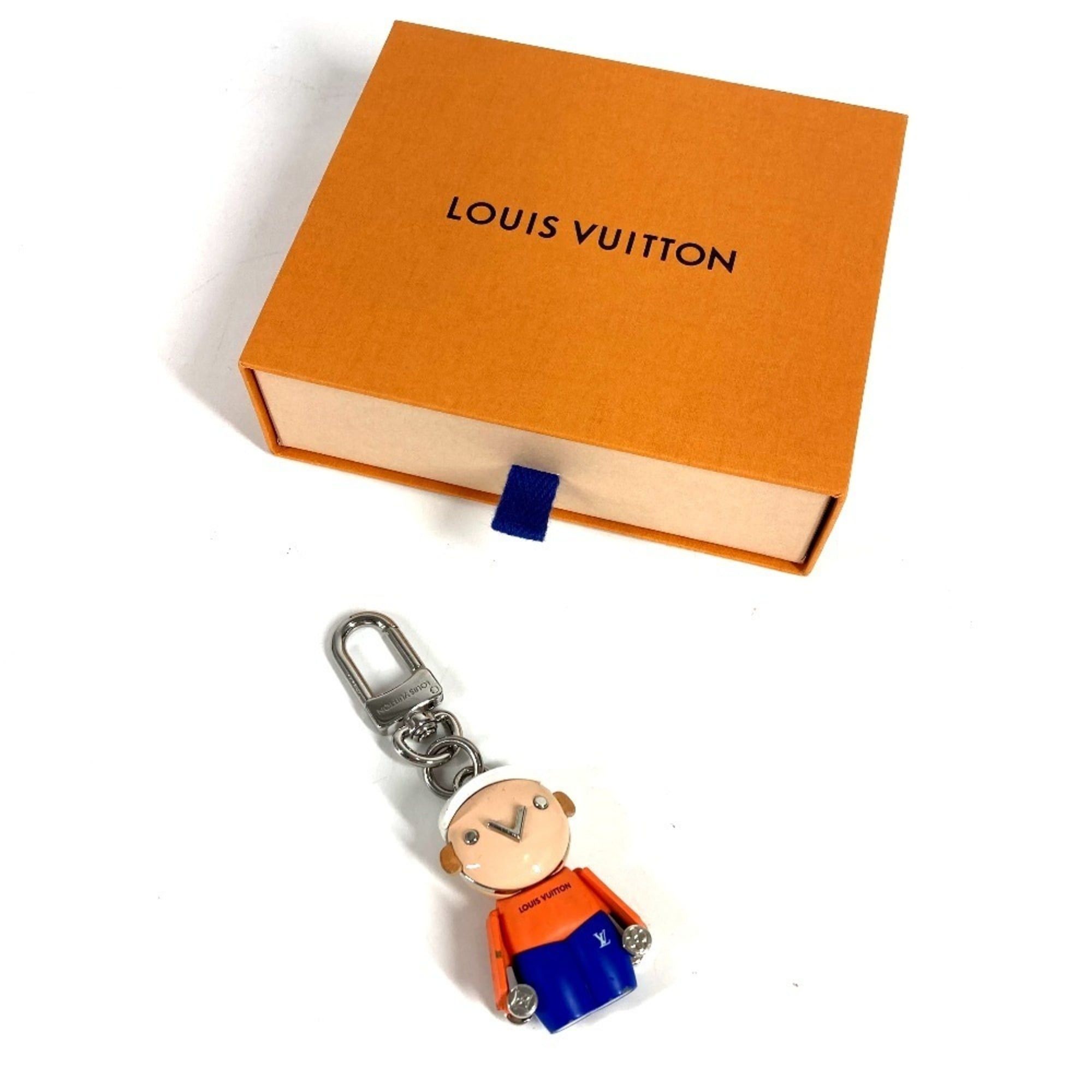 Louis Vuitton LOUIS VUITTON M01197 Gaston Gym Bag Charm, Metal Keychain, White, for Men and Women Size ONE SIZE - 3 Thumbnail
