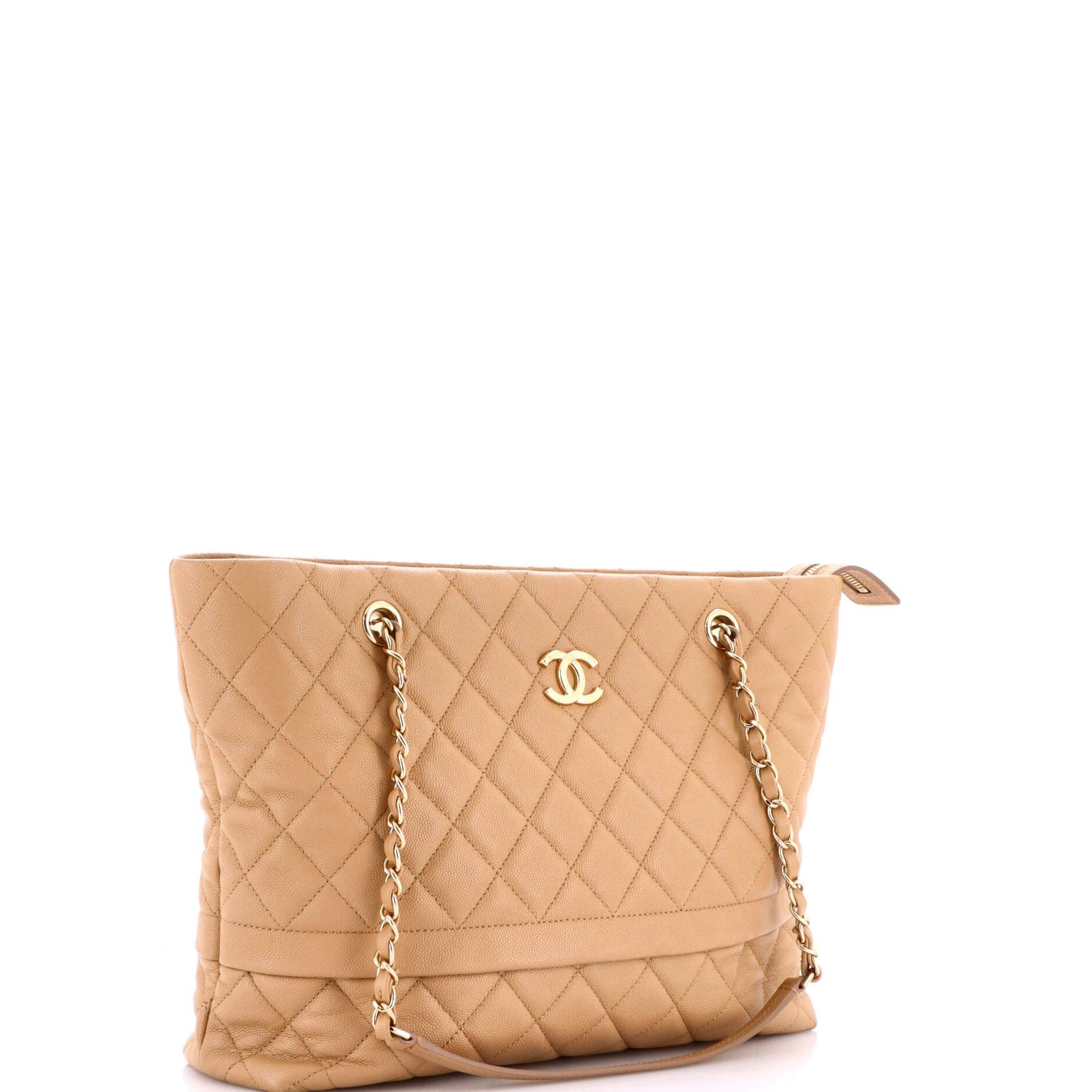Chanel Rolled Up Tote Size ONE SIZE - 2 Thumbnail