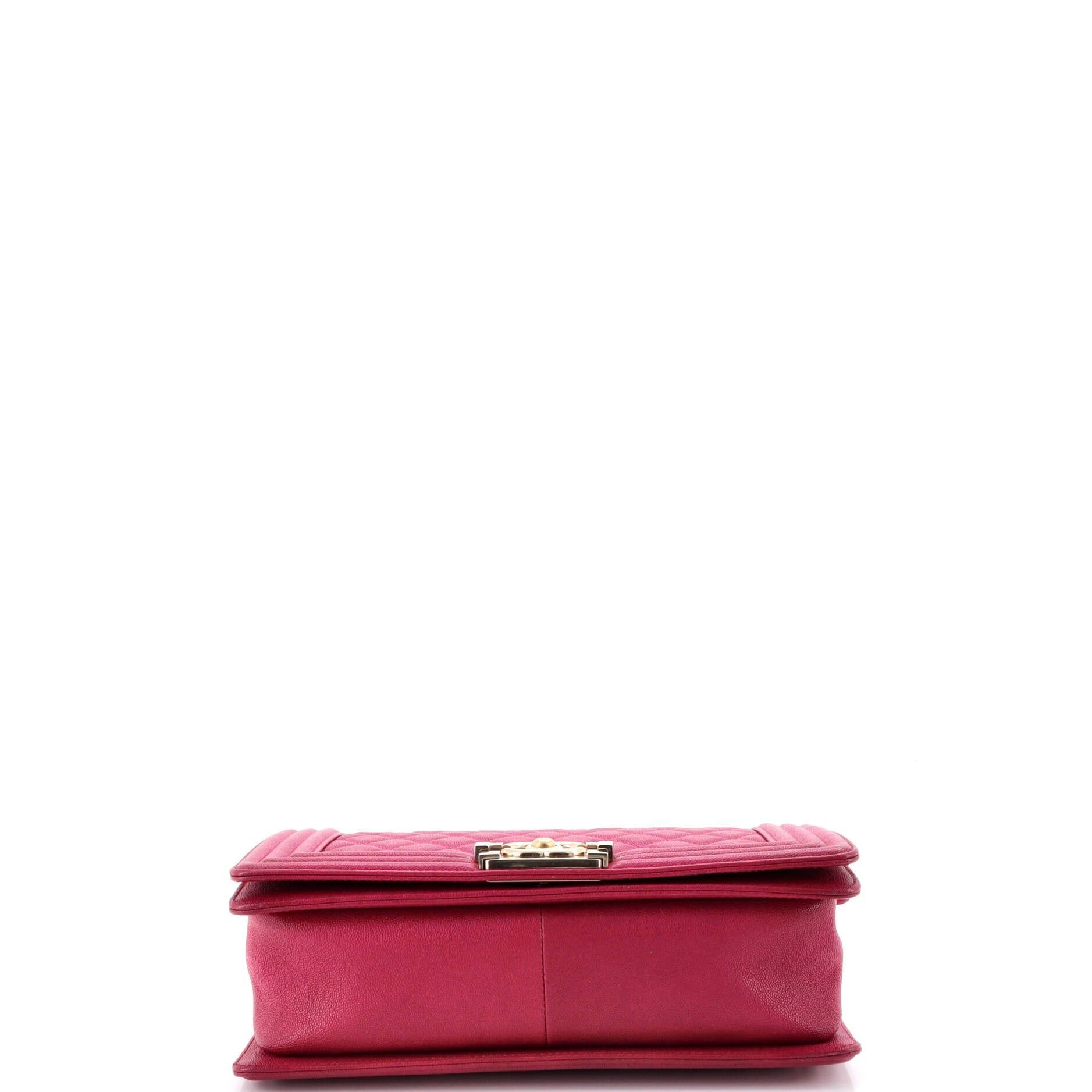 Chanel Boy Flap Bag Size ONE SIZE - 4 Thumbnail