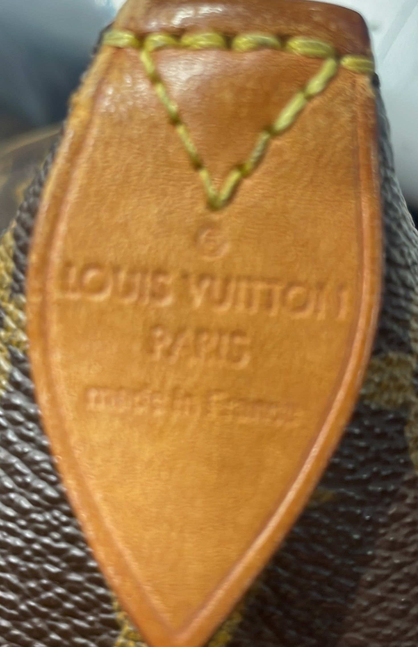 Louis Vuitton Totally Handbag Size ONE SIZE - 9 Thumbnail