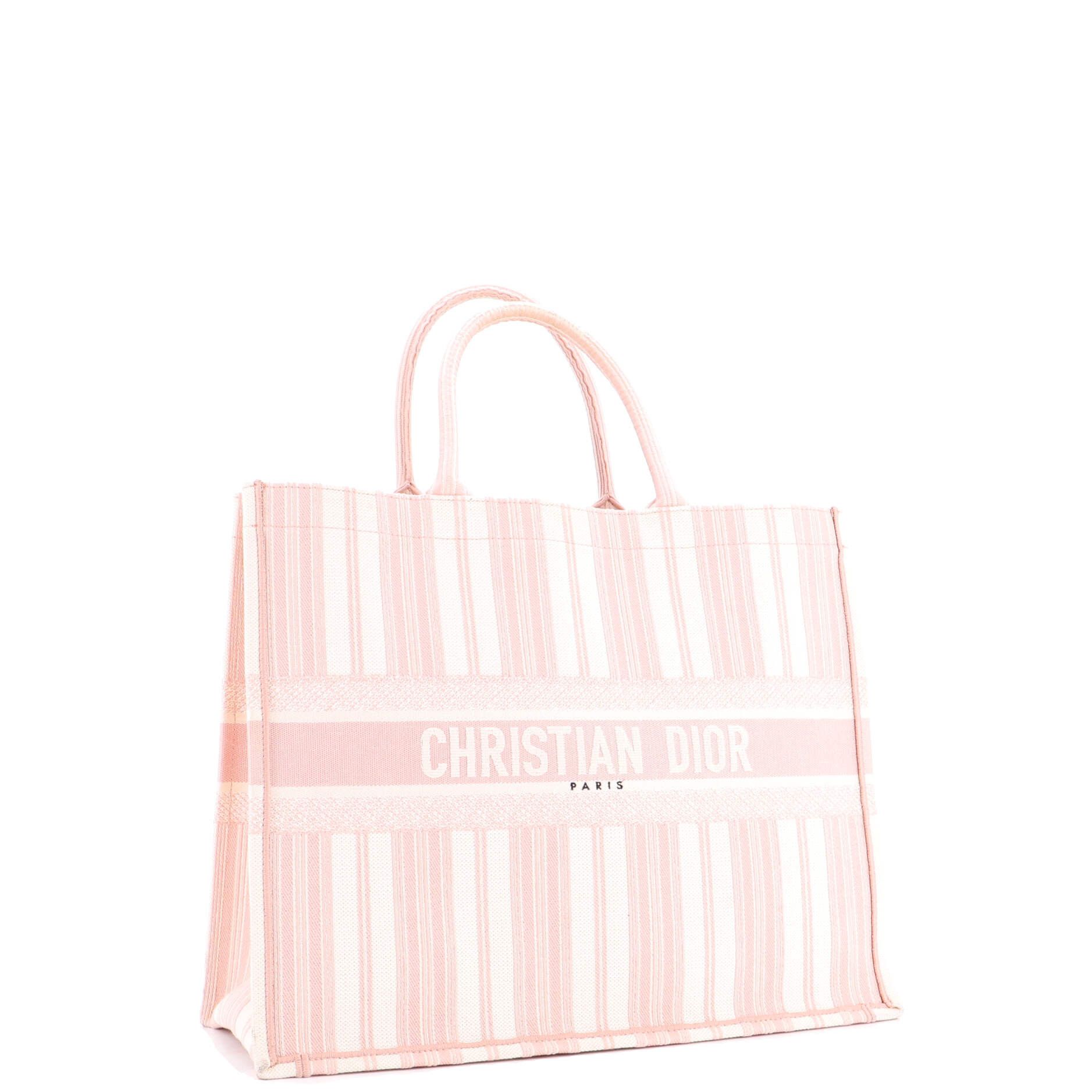 Dior Book Tote Size ONE SIZE - 2 Thumbnail