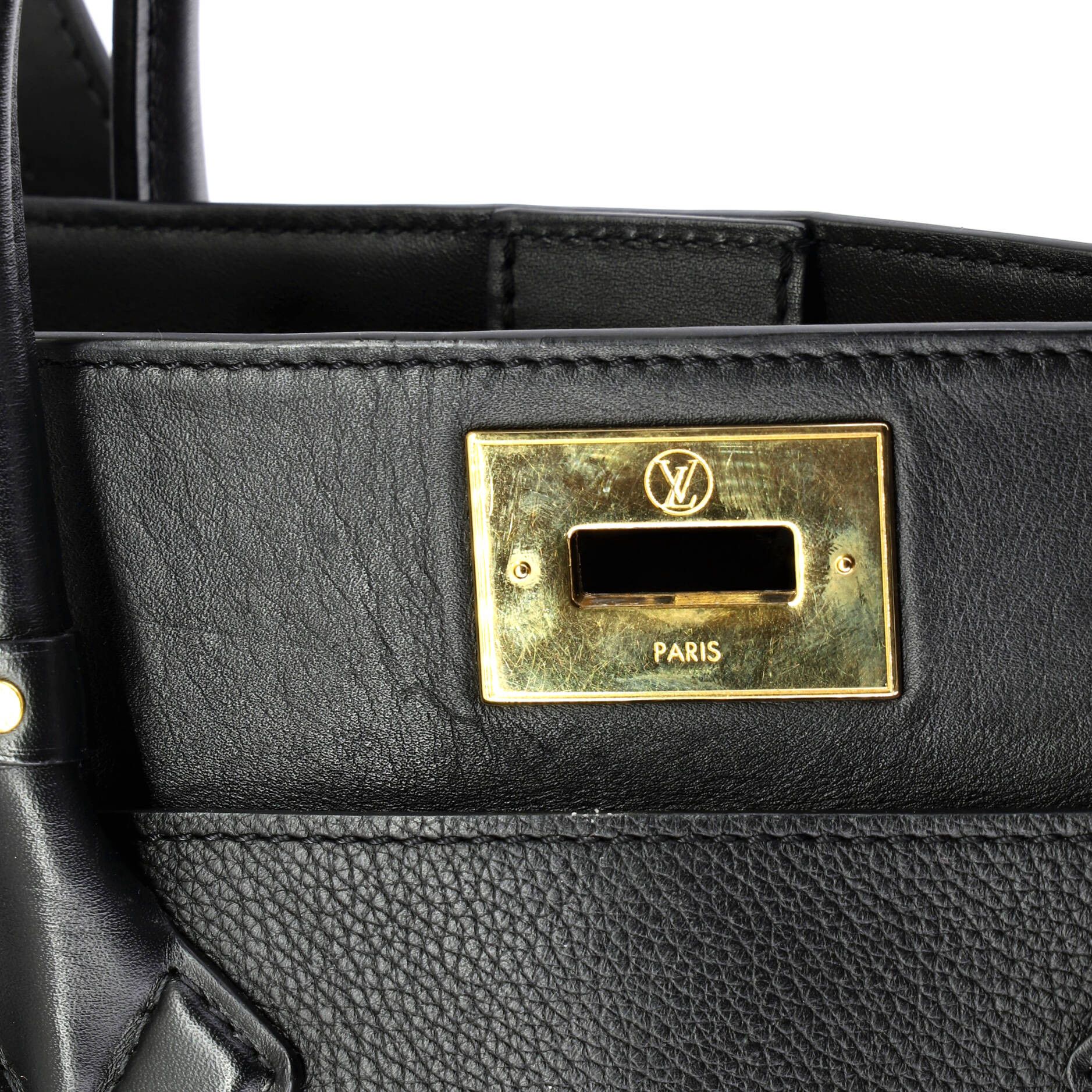 Louis Vuitton On My Side Tote Size ONE SIZE - 7 Thumbnail