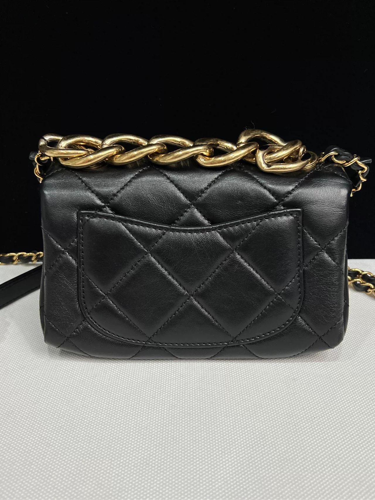 Chanel Pre-loved Bag Very good condition Size ONE SIZE - 3 Thumbnail