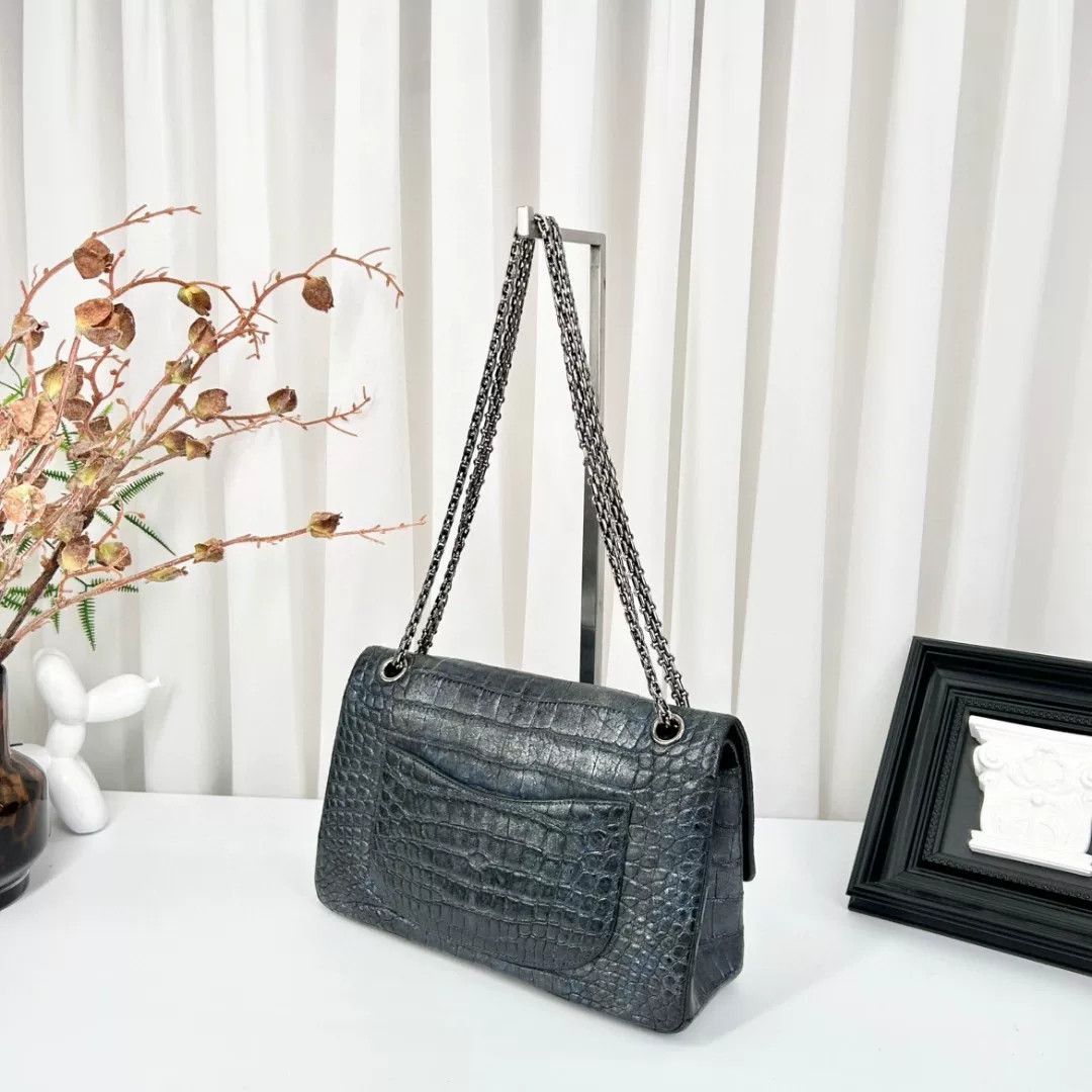 Chanel Pre-loved Bag Very good condition Size ONE SIZE - 4 Thumbnail
