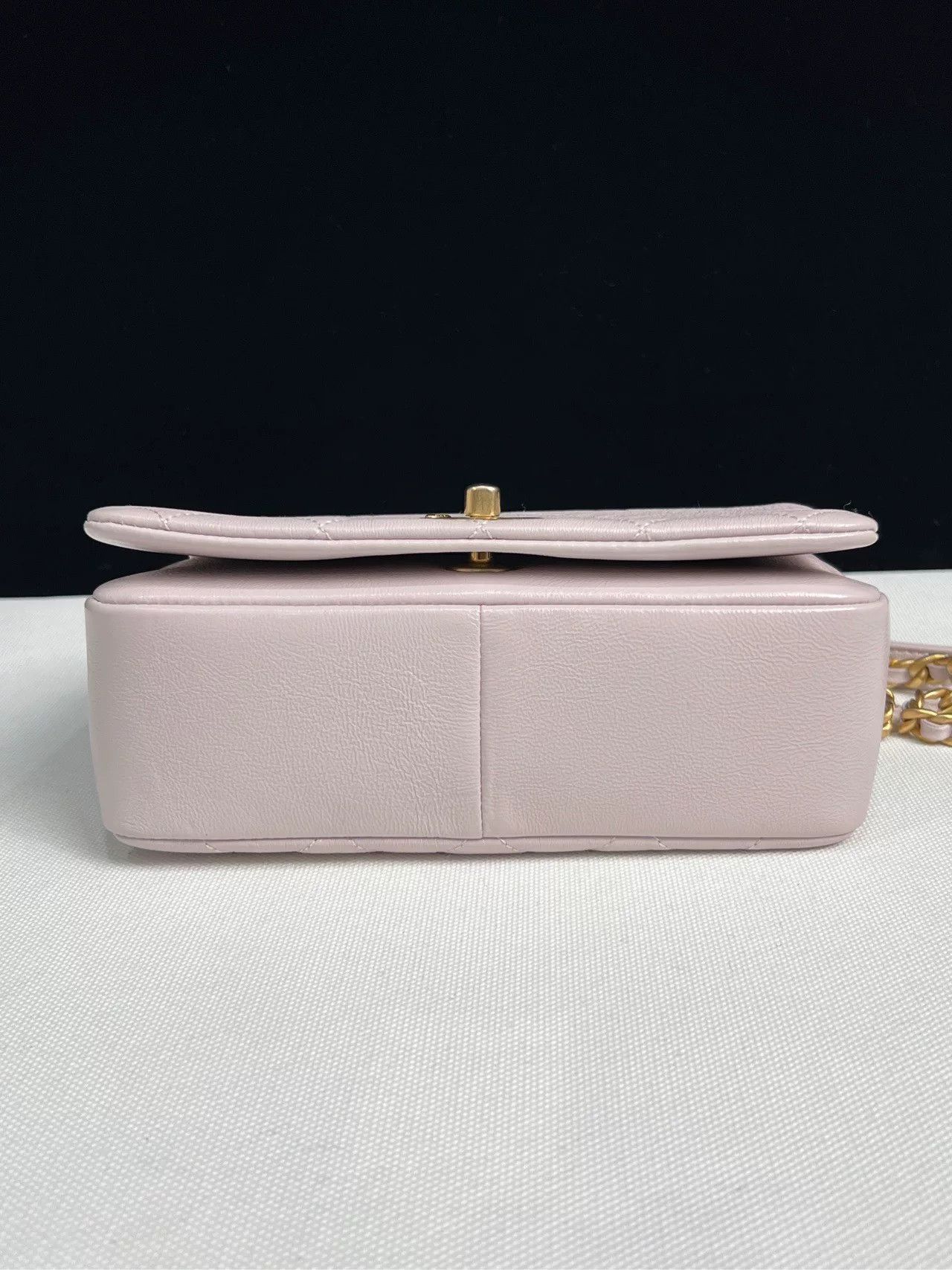 Chanel Pre-loved Bag Very good condition Size ONE SIZE - 6 Thumbnail