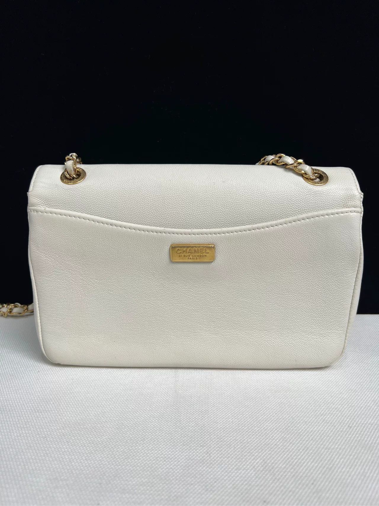 Chanel Pre-loved Bag Very good condition Size ONE SIZE - 2 Thumbnail