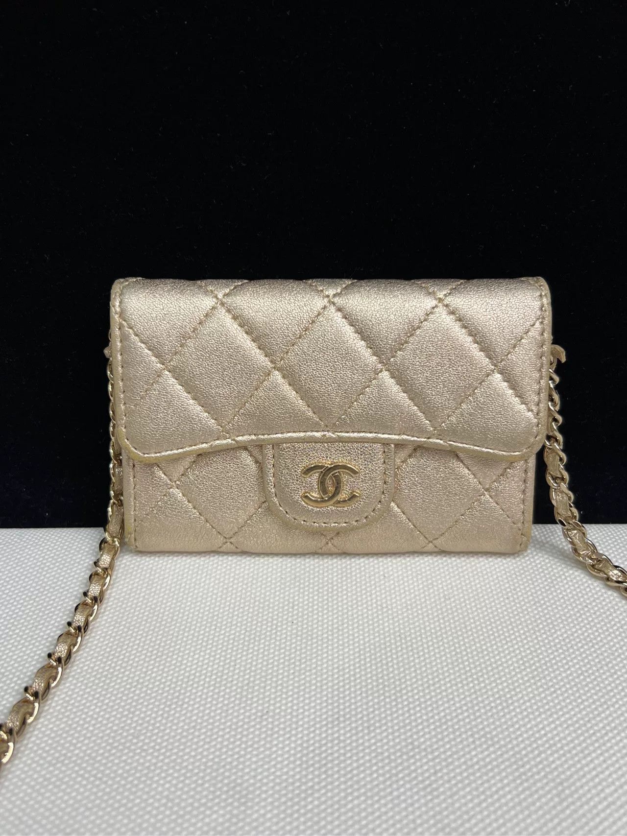 Chanel Pre-loved Bag Very good condition Size ONE SIZE - 2 Thumbnail