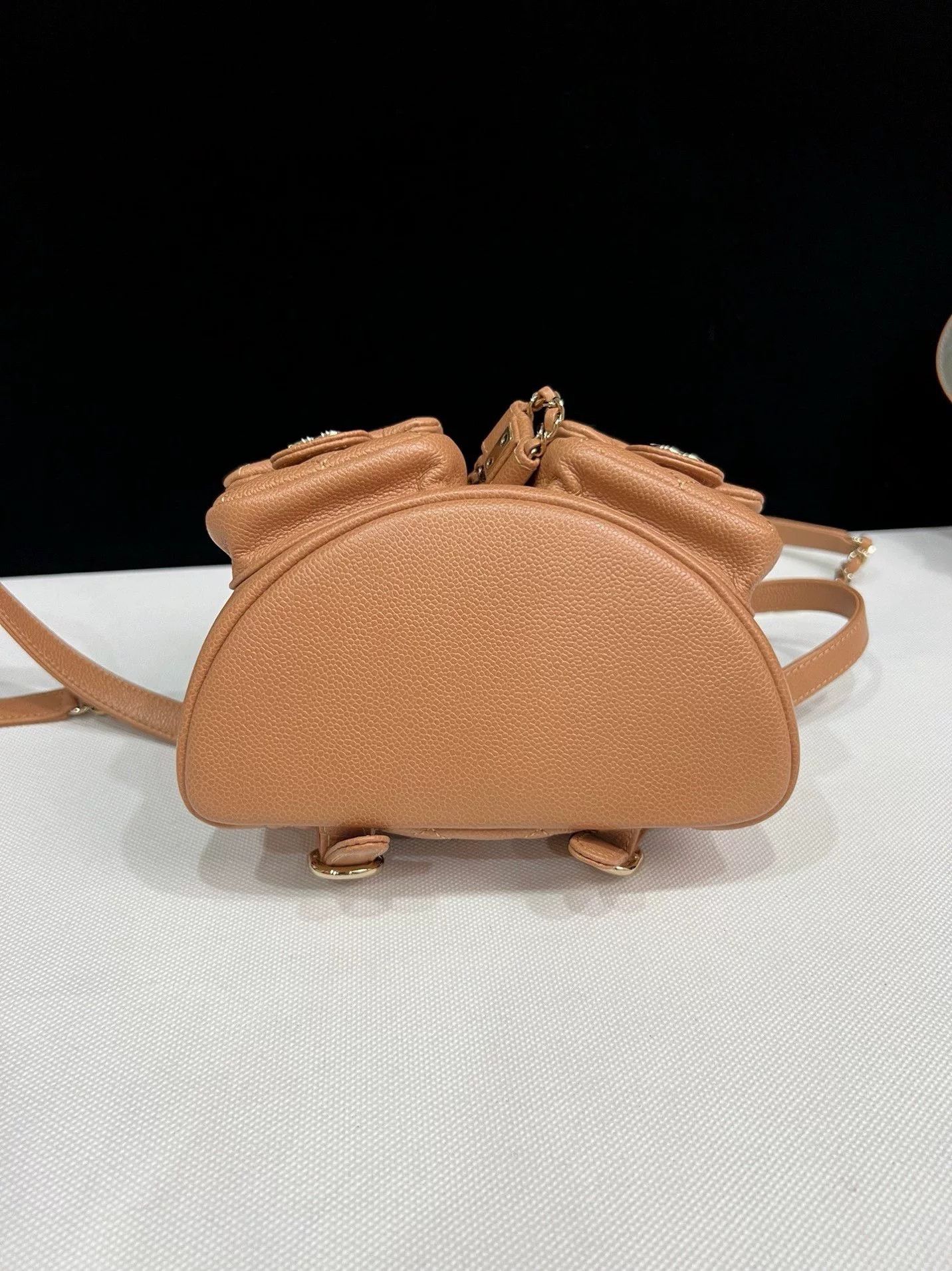 Chanel Pre-loved Bag Very good condition Size ONE SIZE - 5 Thumbnail