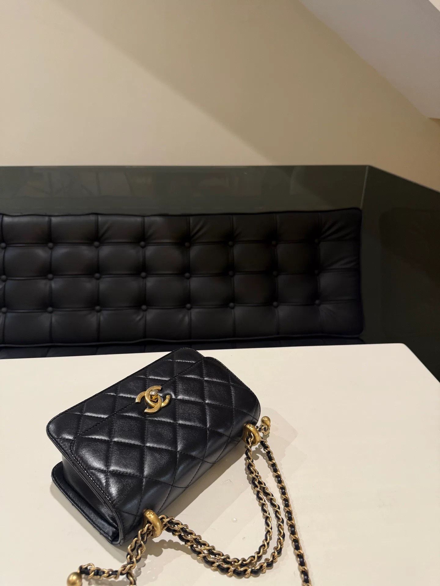 Chanel Pre-loved Bag Very good condition Size ONE SIZE - 6 Thumbnail