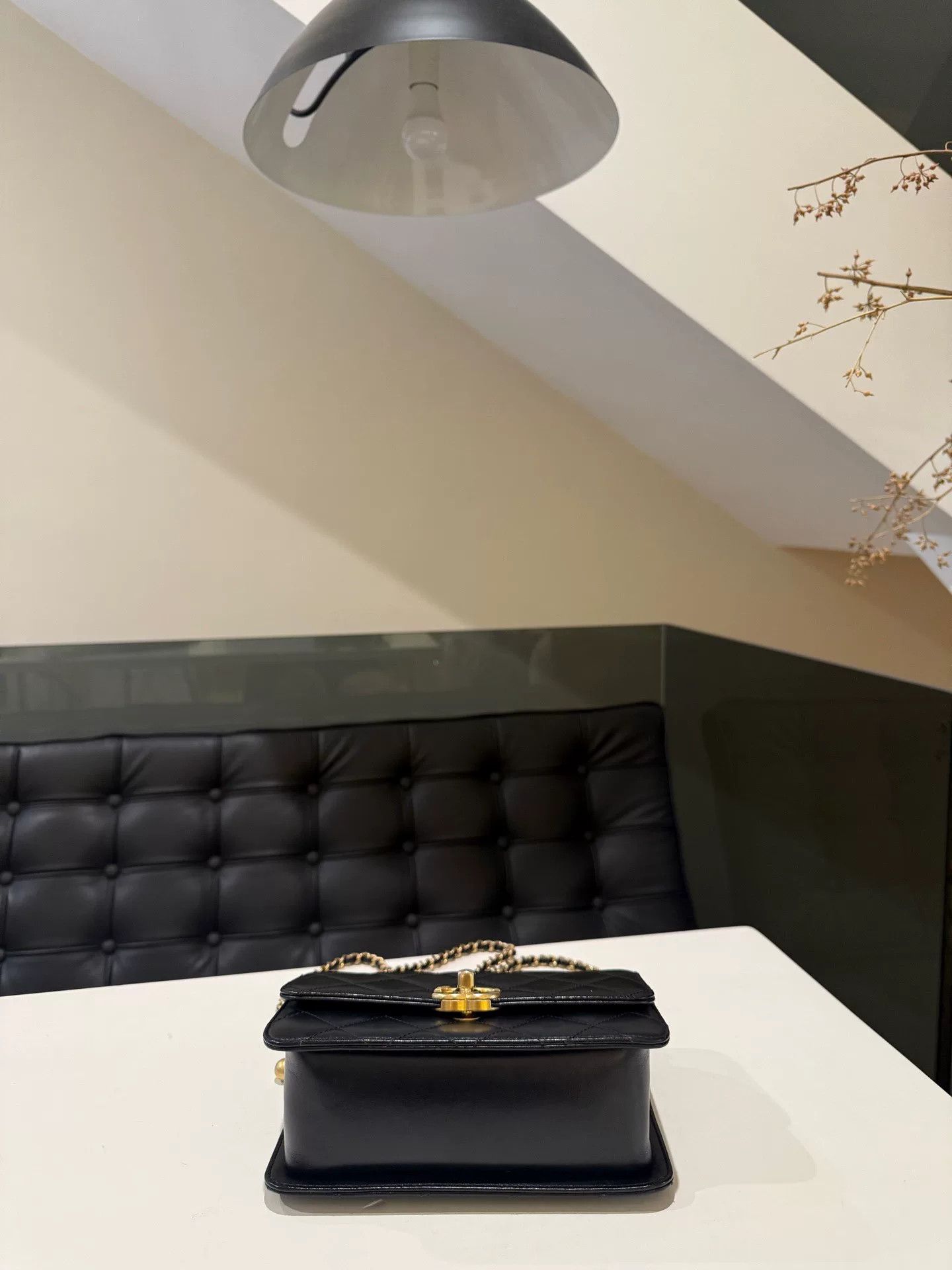 Chanel Pre-loved Bag Very good condition Size ONE SIZE - 5 Thumbnail