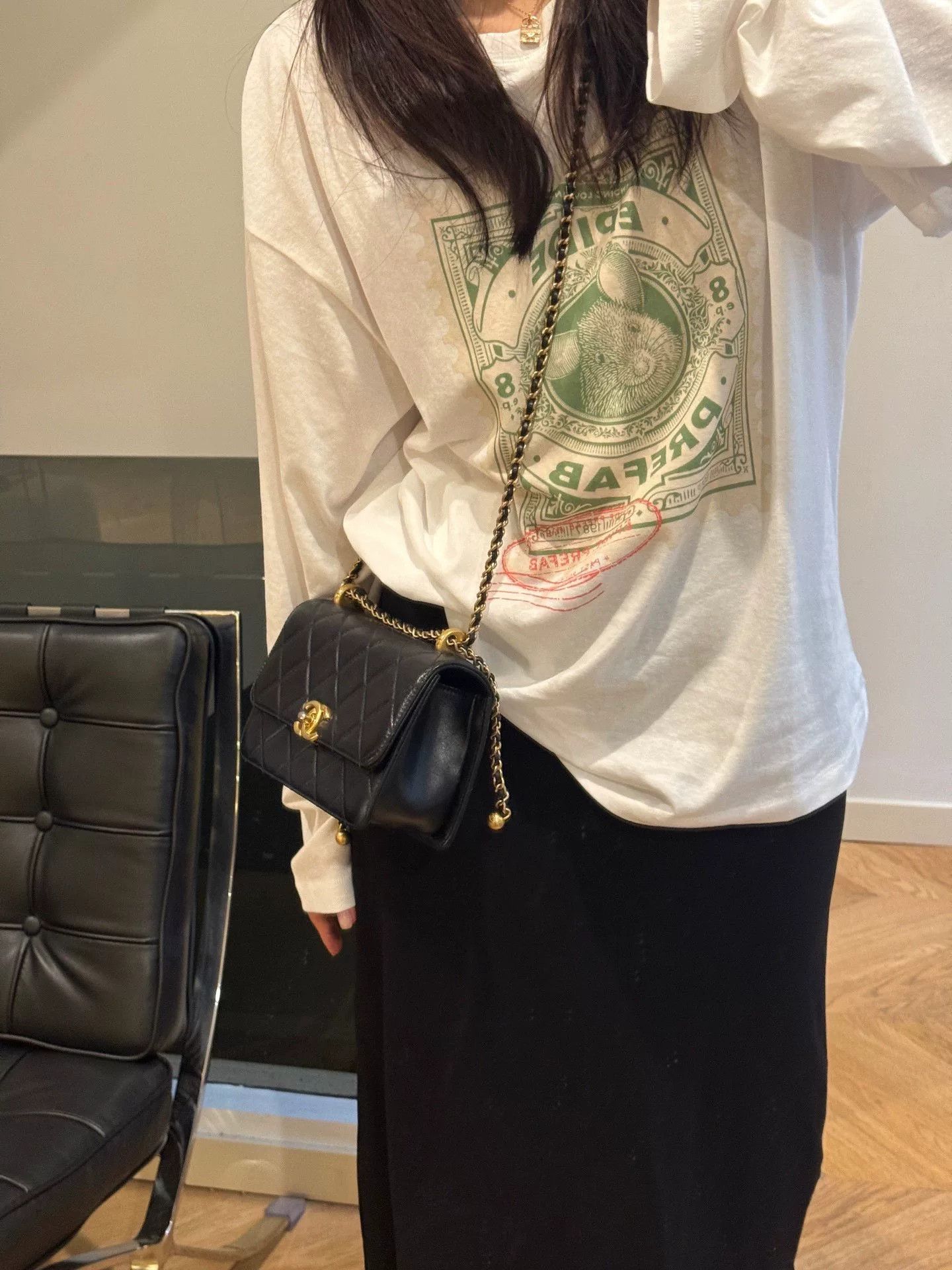 Chanel Pre-loved Bag Very good condition Size ONE SIZE - 7 Thumbnail