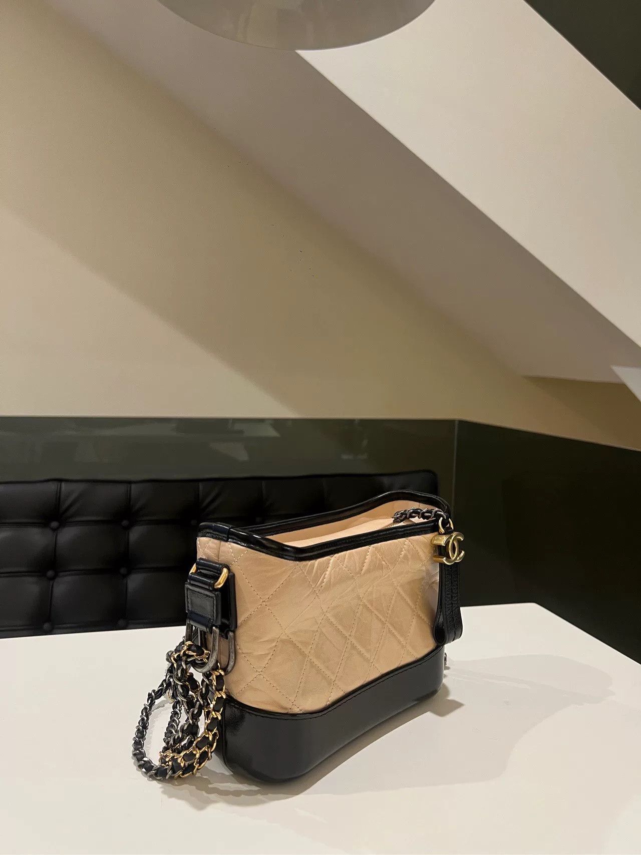Chanel Pre-loved Bag Very good condition Size ONE SIZE - 3 Thumbnail
