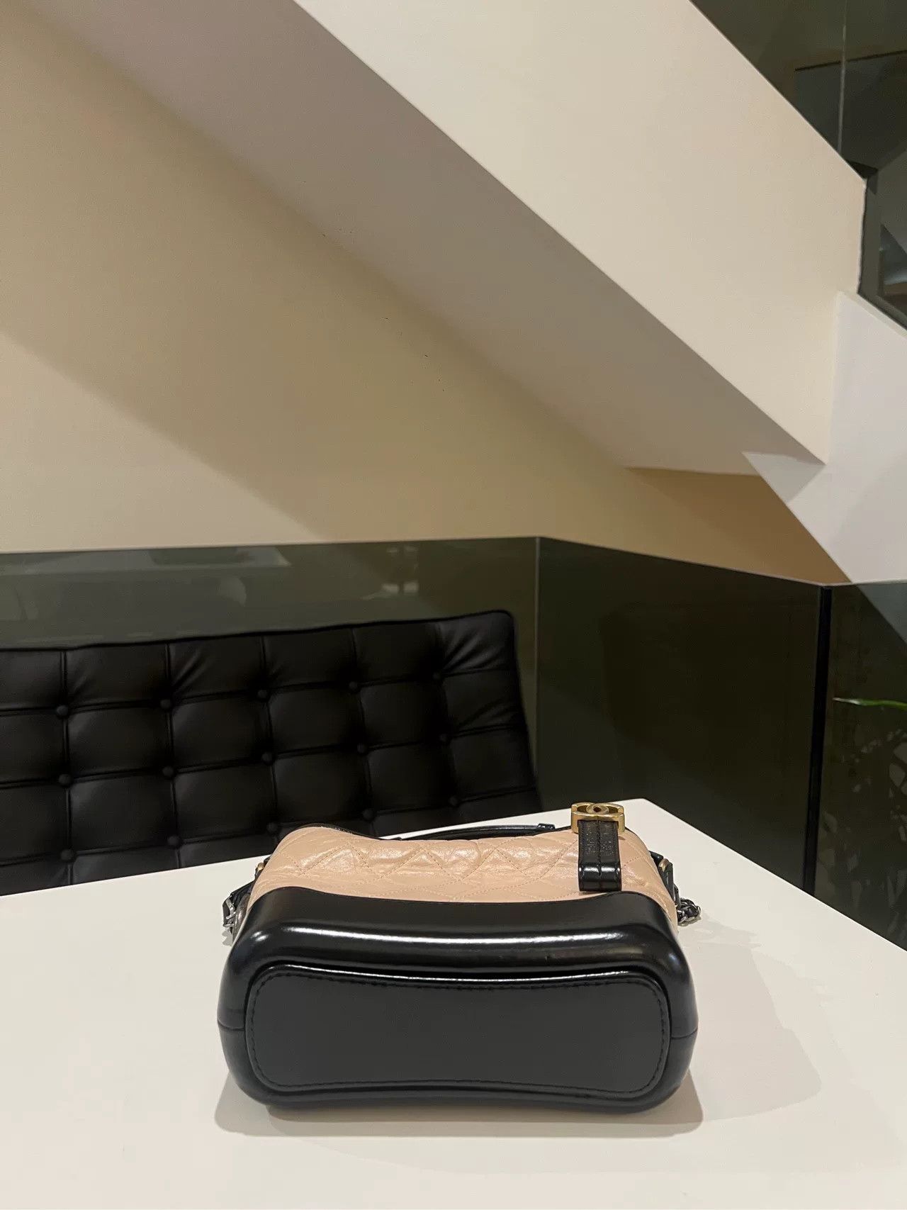 Chanel Pre-loved Bag Very good condition Size ONE SIZE - 5 Thumbnail