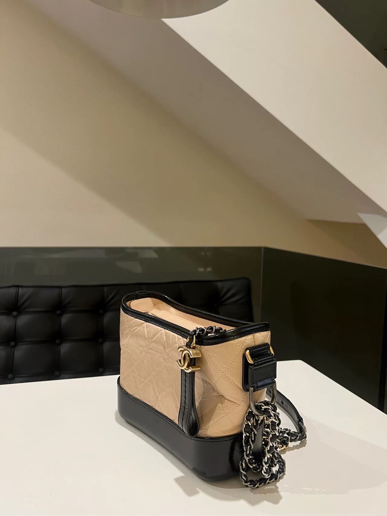 Chanel Pre-loved Bag Very good condition Size ONE SIZE - 2 Thumbnail