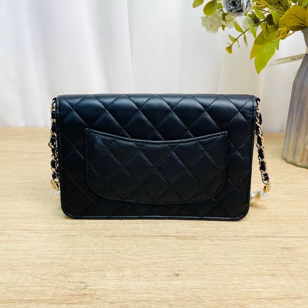 Chanel Pre-loved Bag Very good condition Size ONE SIZE - 2 Thumbnail