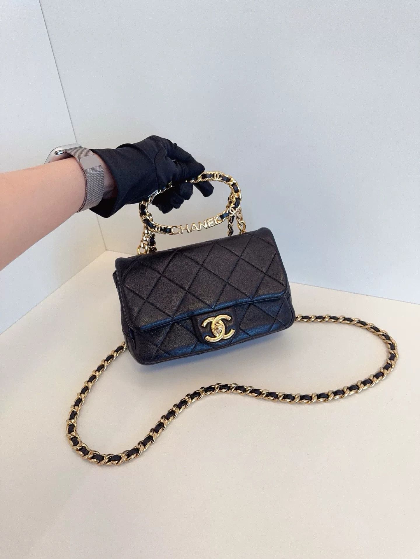 Chanel Pre-loved Bag Very good condition Size ONE SIZE - 6 Thumbnail