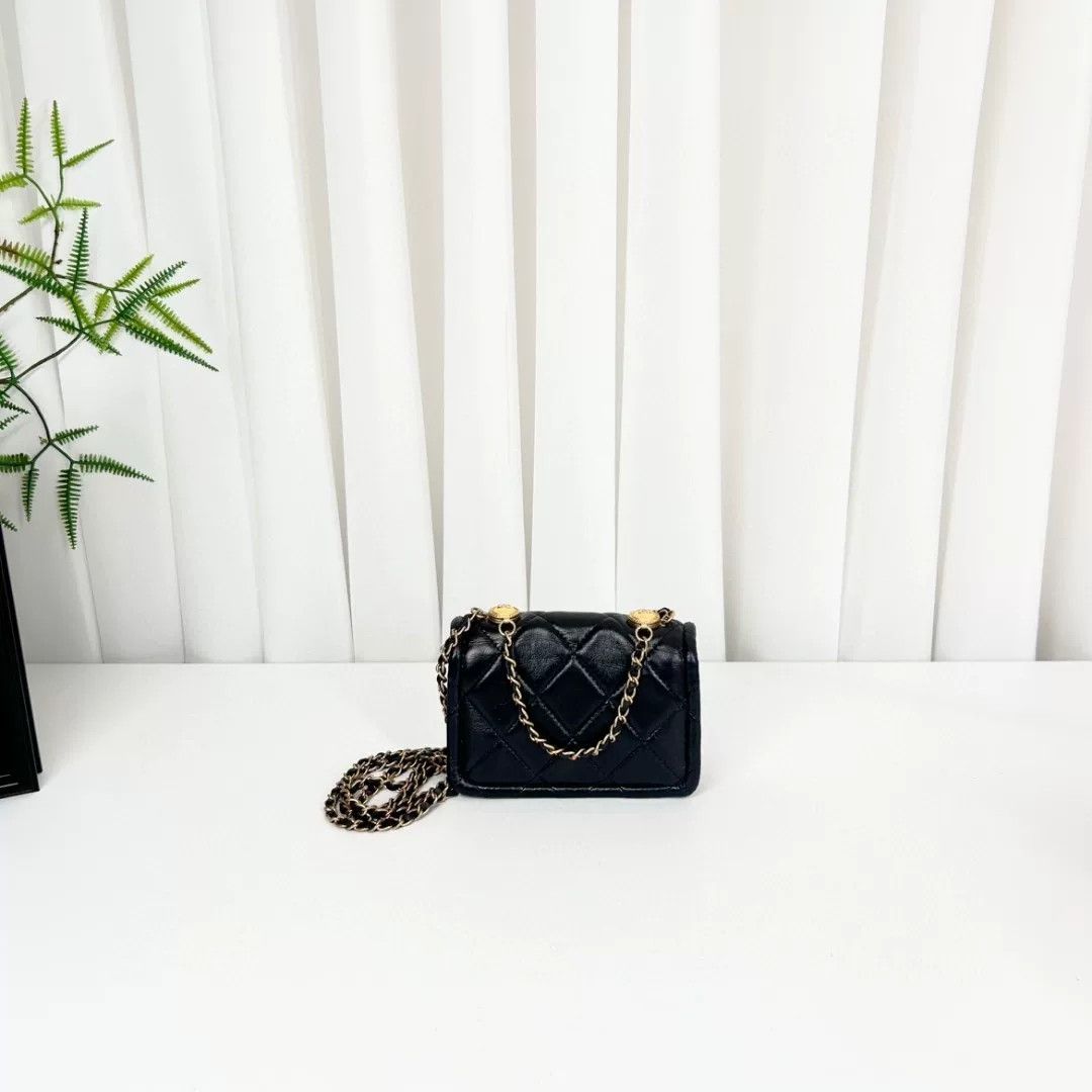 Chanel Pre-loved Bag Very good condition Size ONE SIZE - 2 Thumbnail