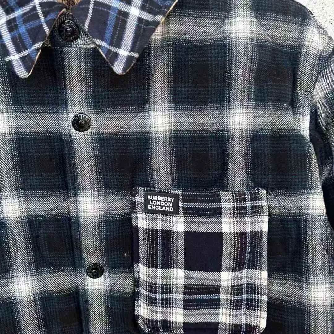 Burberry Burberry Slogan Panel Down Jacket Size US M / EU 48-50 / 2 - 3 Thumbnail