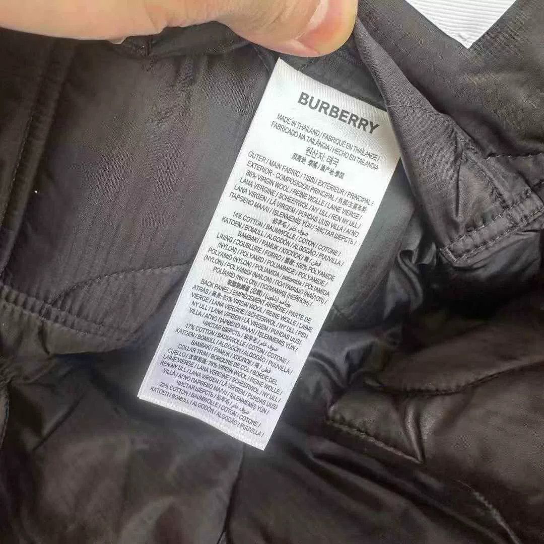 Burberry Burberry Slogan Panel Down Jacket Size US M / EU 48-50 / 2 - 6 Thumbnail