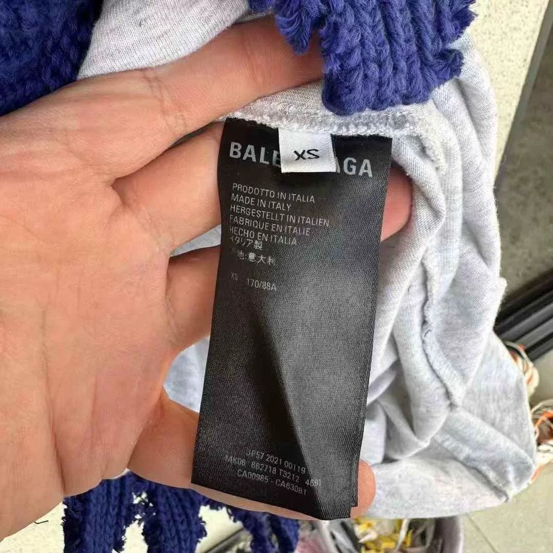 Balenciaga Balenciaga Distressed Layered Coke Sweater Size XS / US 0-2 / IT 36-38 - 4 Thumbnail