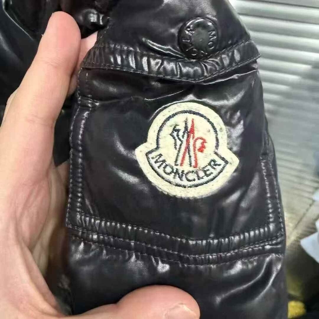 Moncler Moncler Bady Logo Down Jacket Size 00 Size XS / US 0-2 / IT 36-38 - 2 Thumbnail