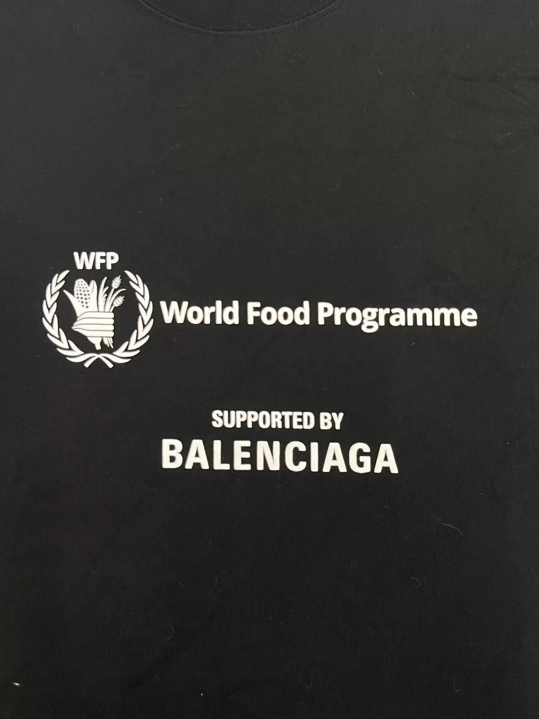 Balenciaga Balenciaga x WFP FW22 Logo Print T-Shirt Size US XS / EU 42 / 0 - 3 Thumbnail