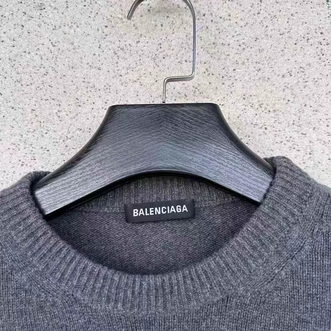 Balenciaga Balenciaga Crown Lock Sweater Size US M / EU 48-50 / 2 - 2 Thumbnail