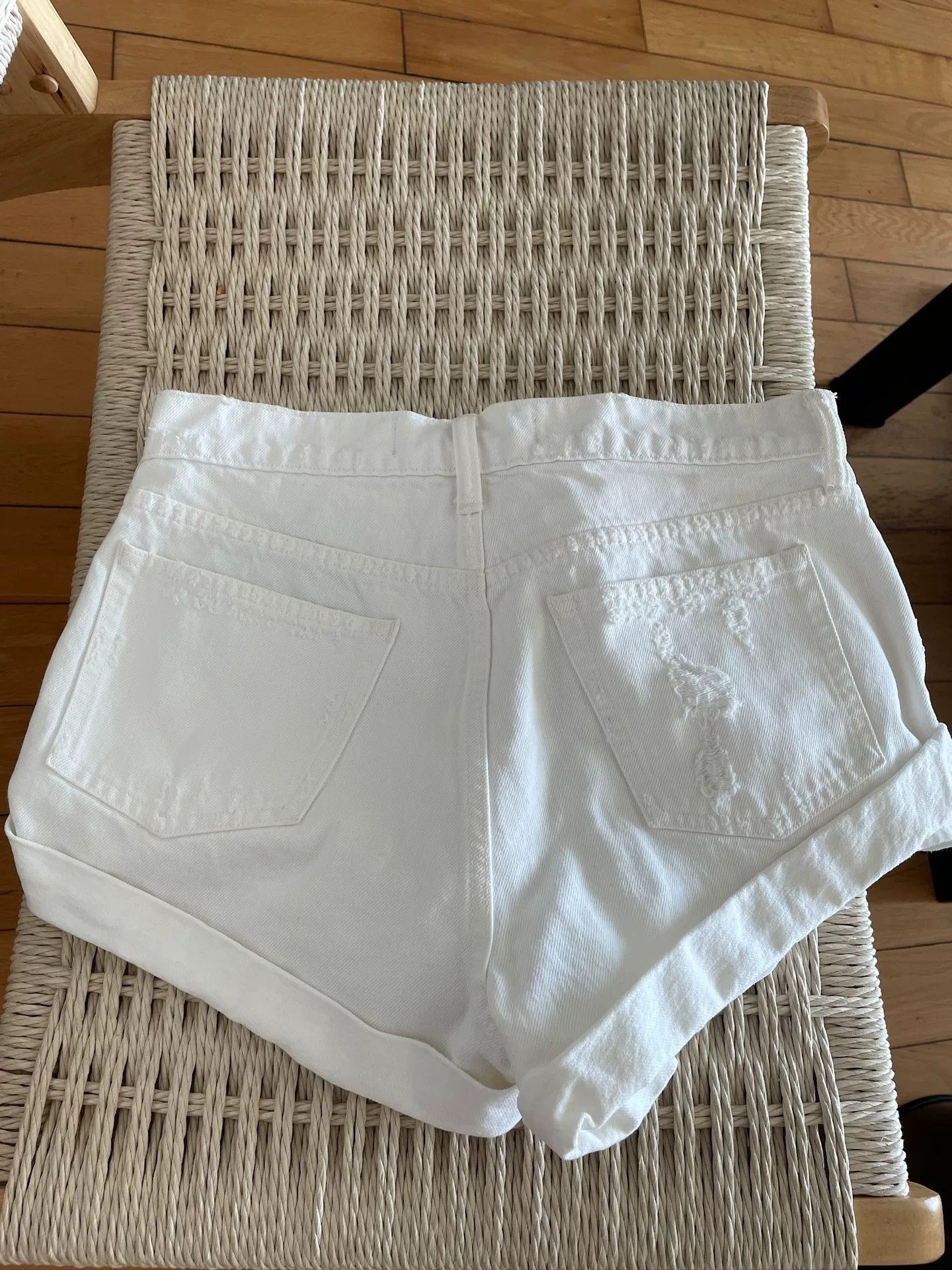 Alexander Wang Alexander Wang White Denim Shorts Size 26" / US 2 / IT 38 - 2 Thumbnail