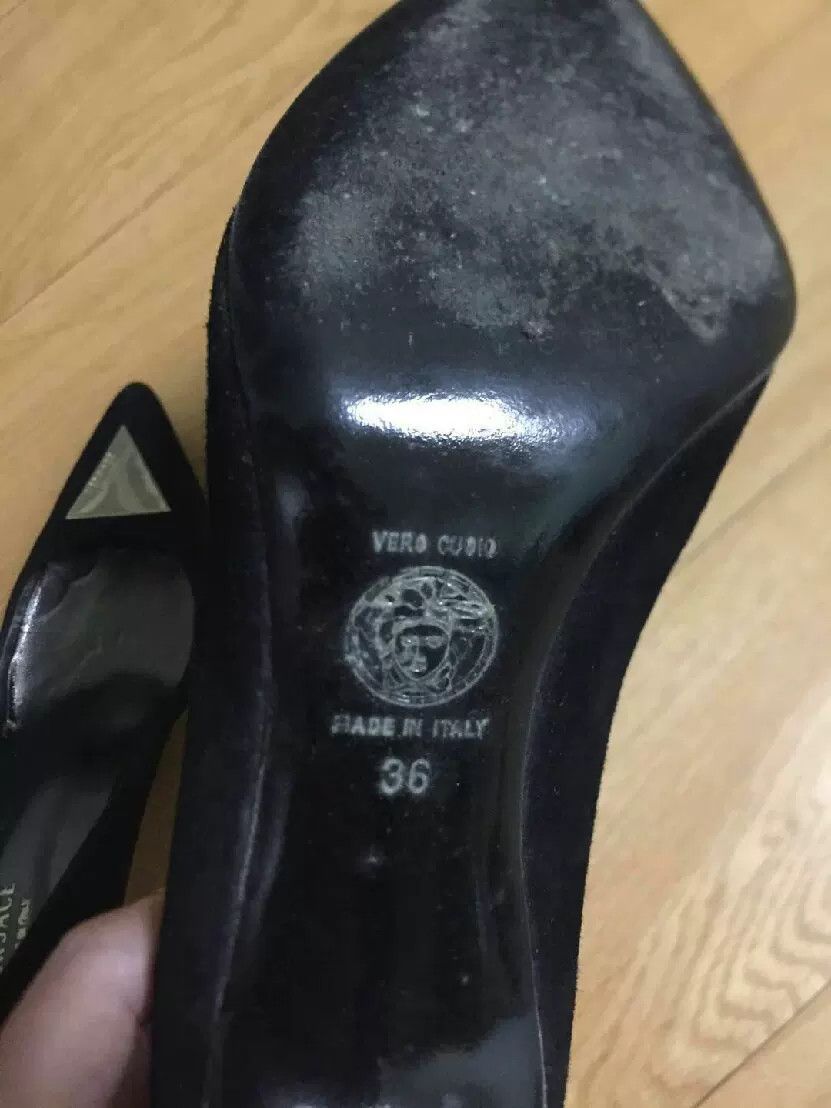Versace Versace Pointed-Toe Pumps Size US 5 / IT 35 - 5 Thumbnail