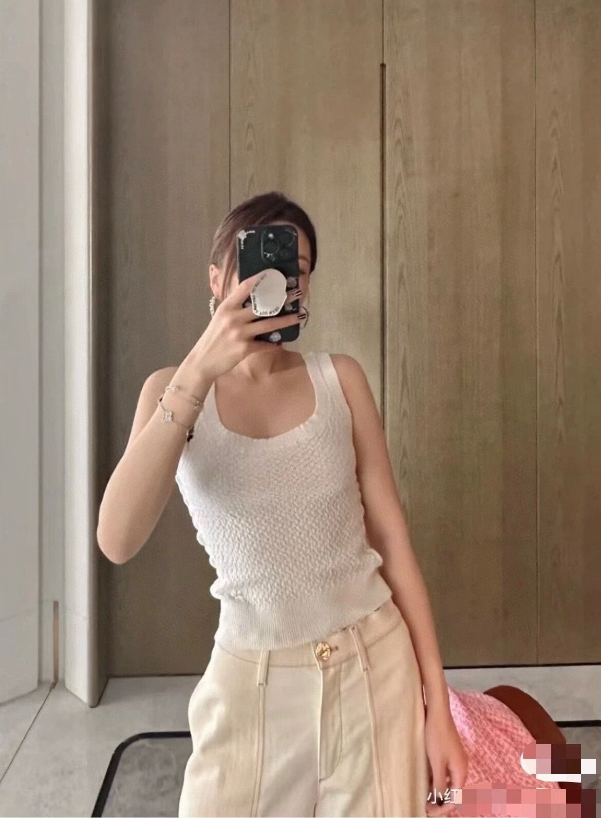 Chanel Chanel Embossed Cashmere Knit Vest Size XXS / US 00 / IT 34 - 7 Thumbnail