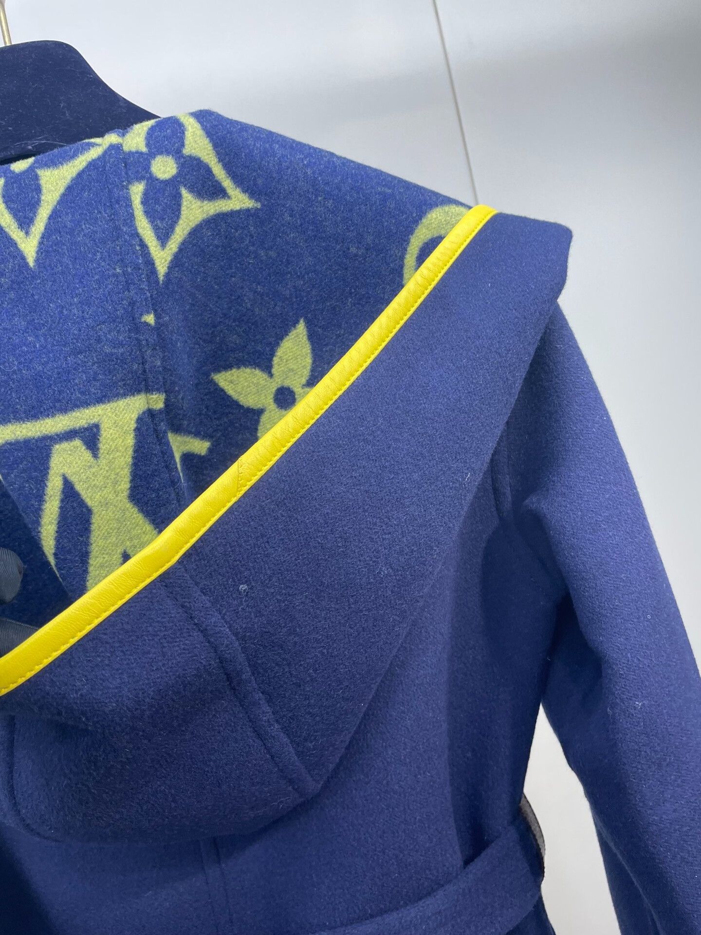 Louis Vuitton LV Blue Bathrobe Coat Size XXS / US 00 / IT 34 - 3 Thumbnail