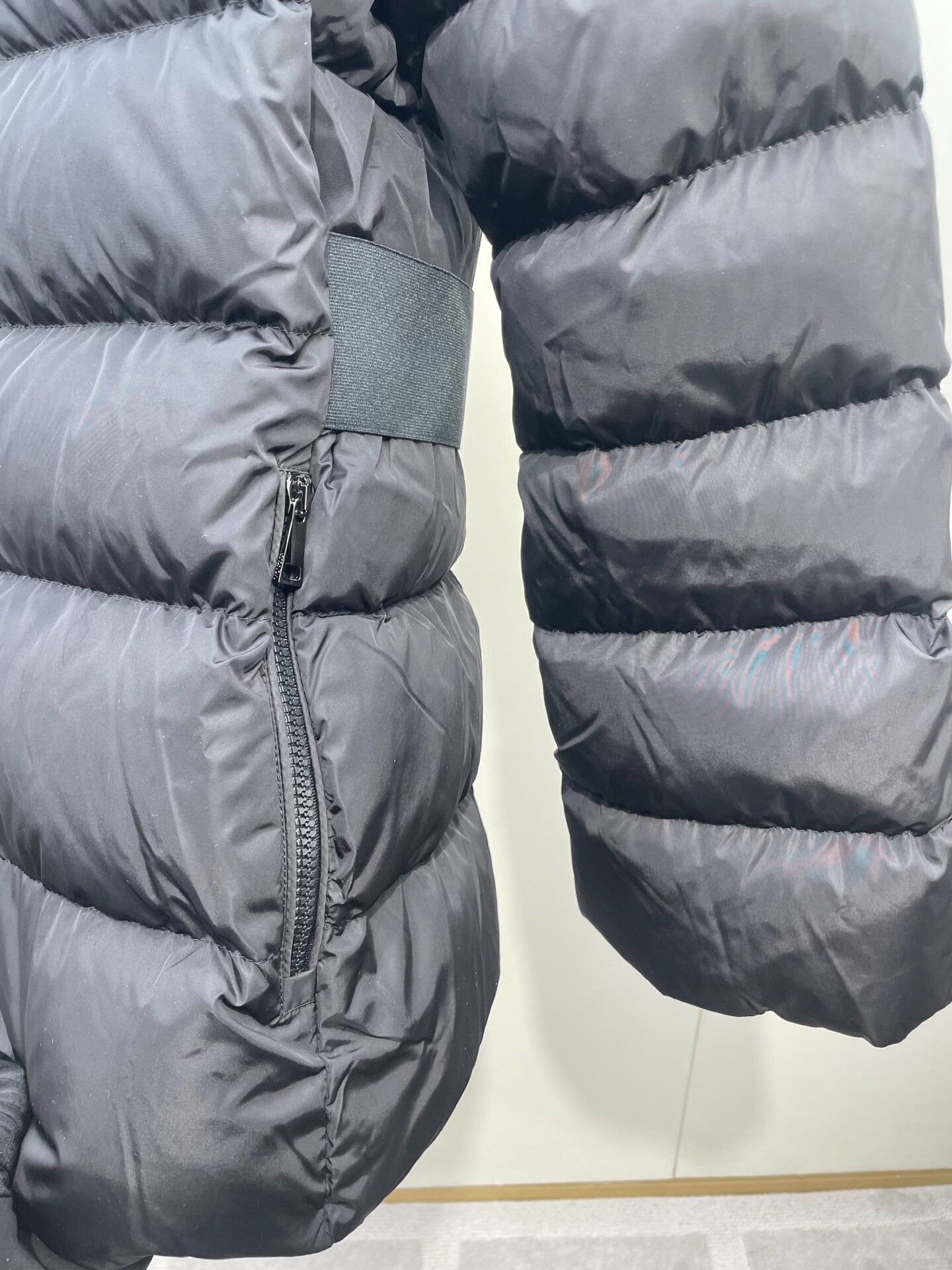 Moncler Moncler Black Slim Down Jacket Size L / US 10 / IT 46 - 5 Thumbnail