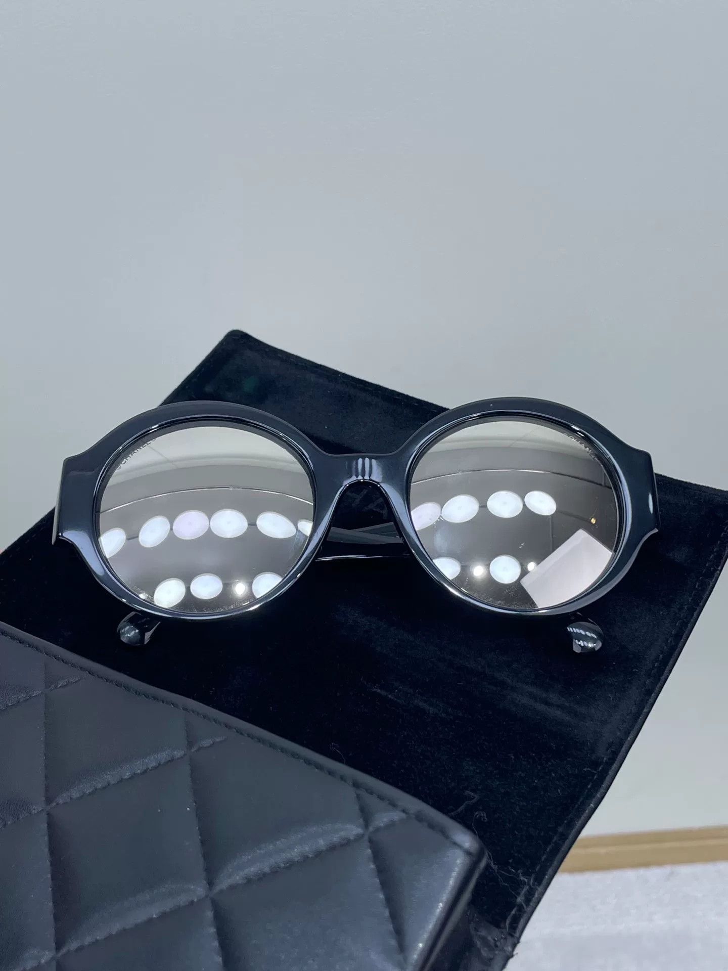 Chanel Chanel Letter Logo Sunglasses Size ONE SIZE - 2 Thumbnail
