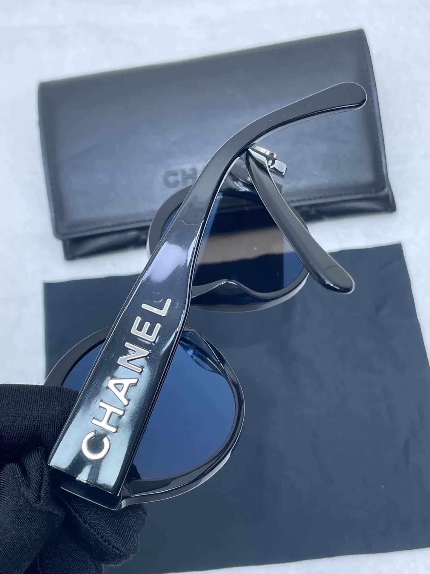 Chanel Chanel Letter Logo Sunglasses Size ONE SIZE - 5 Thumbnail