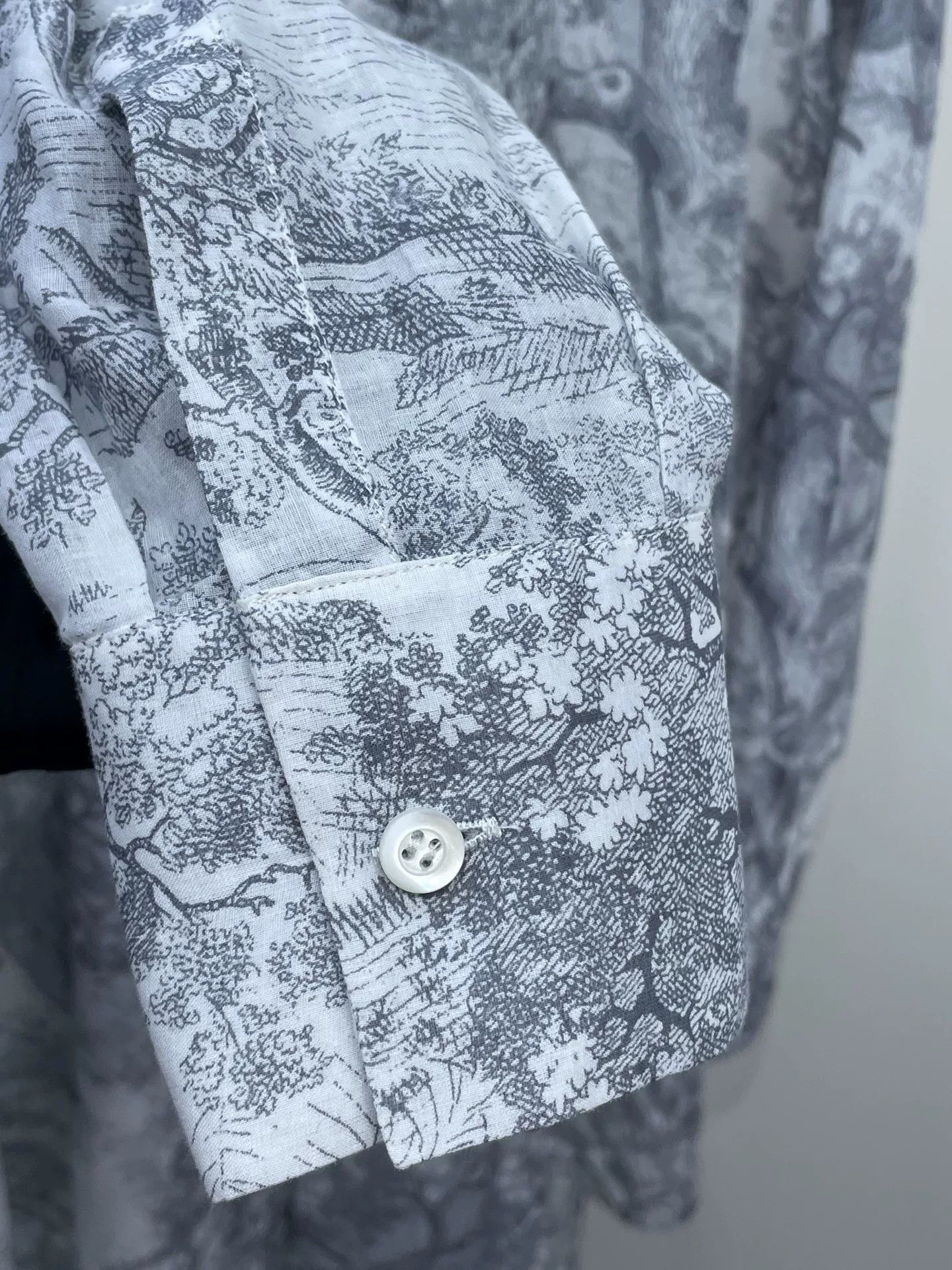Dior Dior Zoo Collection Long Shirt Size US S / EU 44-46 / 1 - 3 Thumbnail